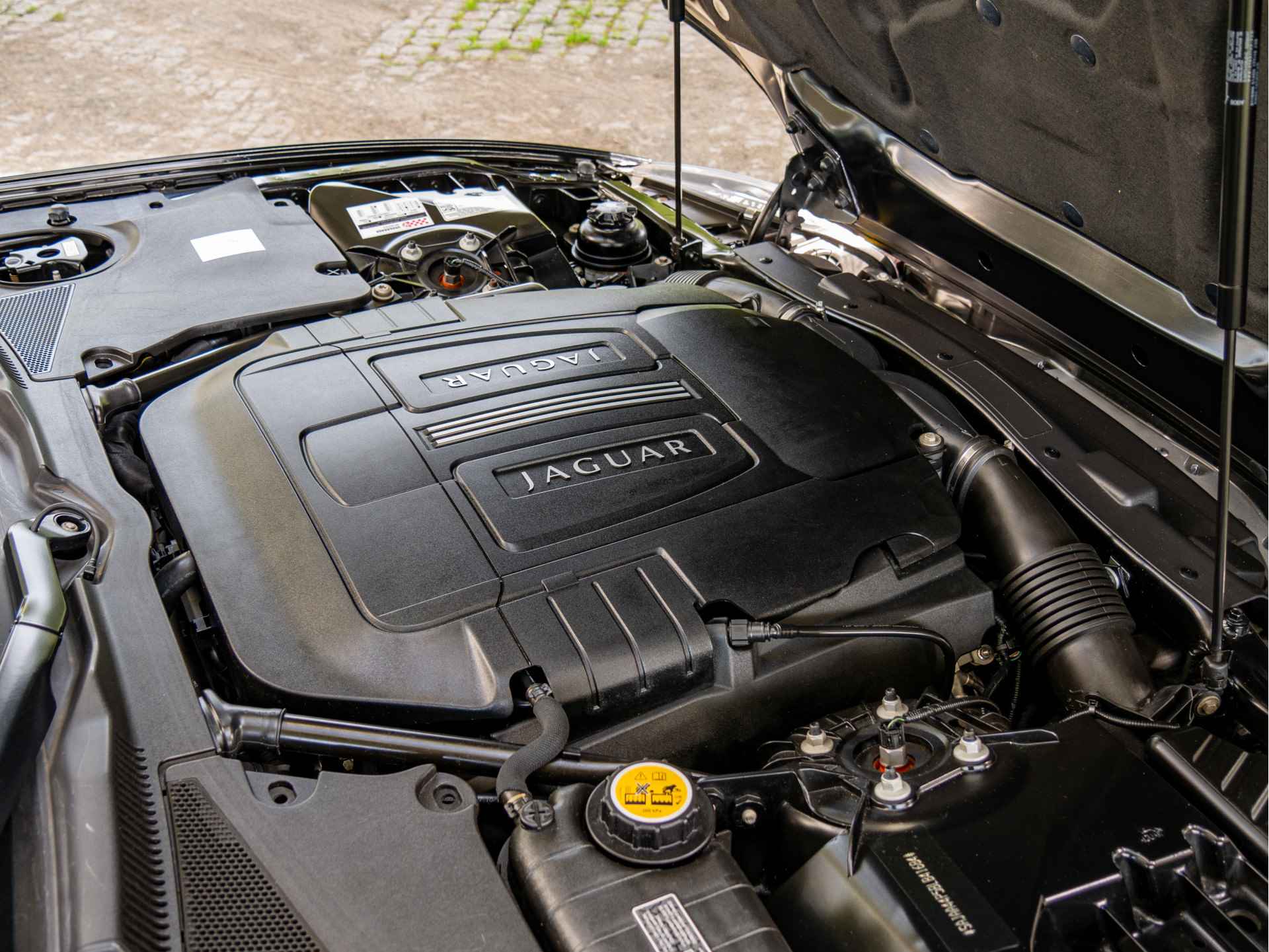 Jaguar XK 5.0 V8 Convertible | NIEUWSTAAT | BTW voertuig | - 47/54