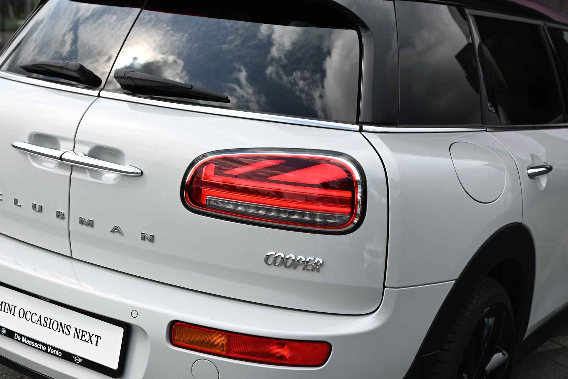 MINI Clubman Cooper Richmond Park Edition Automaat / Panoramadak / Harman Kardon / Comfort Acces / Head-up Display / 18"LM-velgen - 21/34