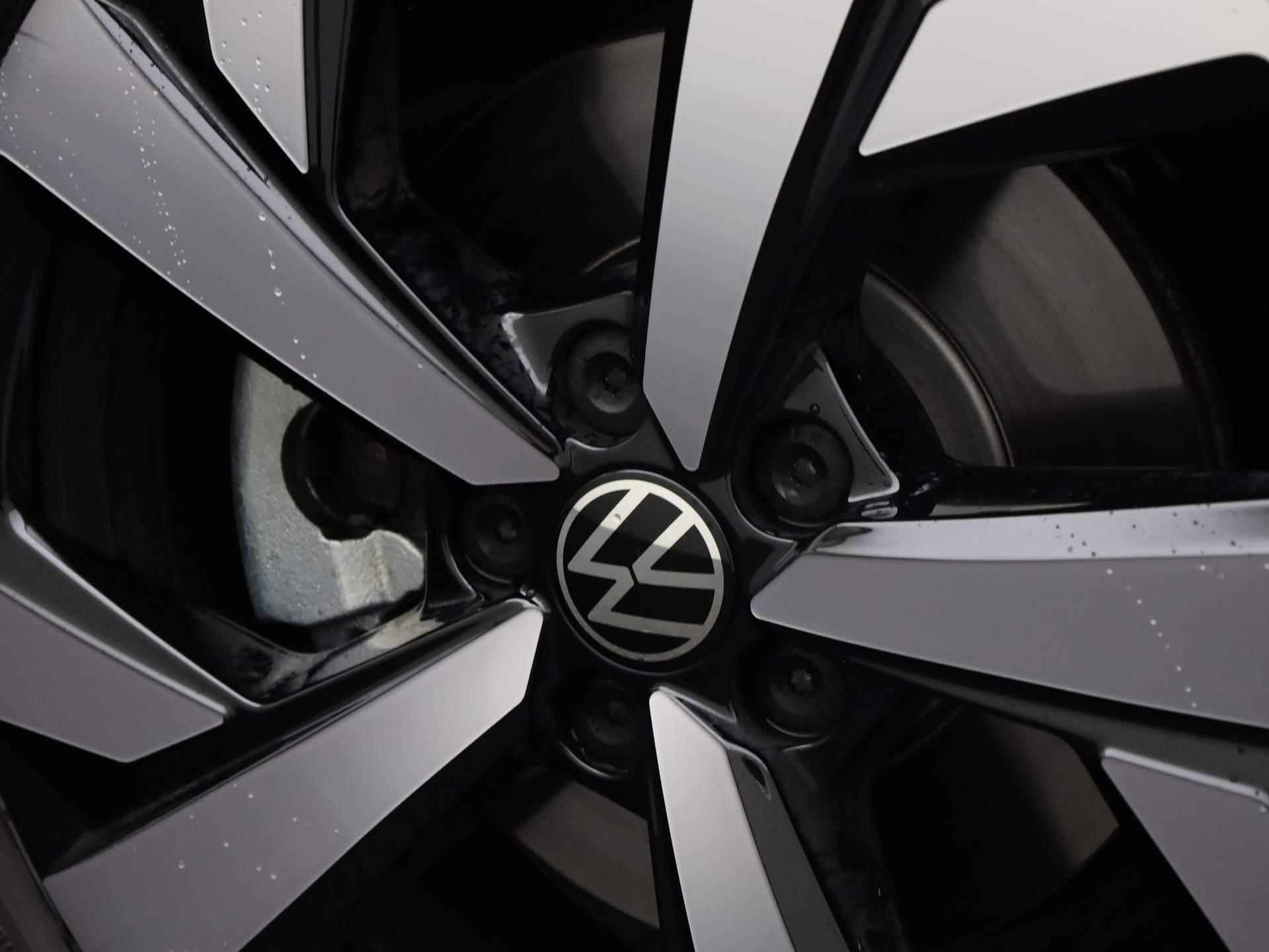 Volkswagen Taigo 1.0 TSI/110PK Style · Achteruitrijcamera · Matrix LED Koplampen · Velgen 17" - 42/45