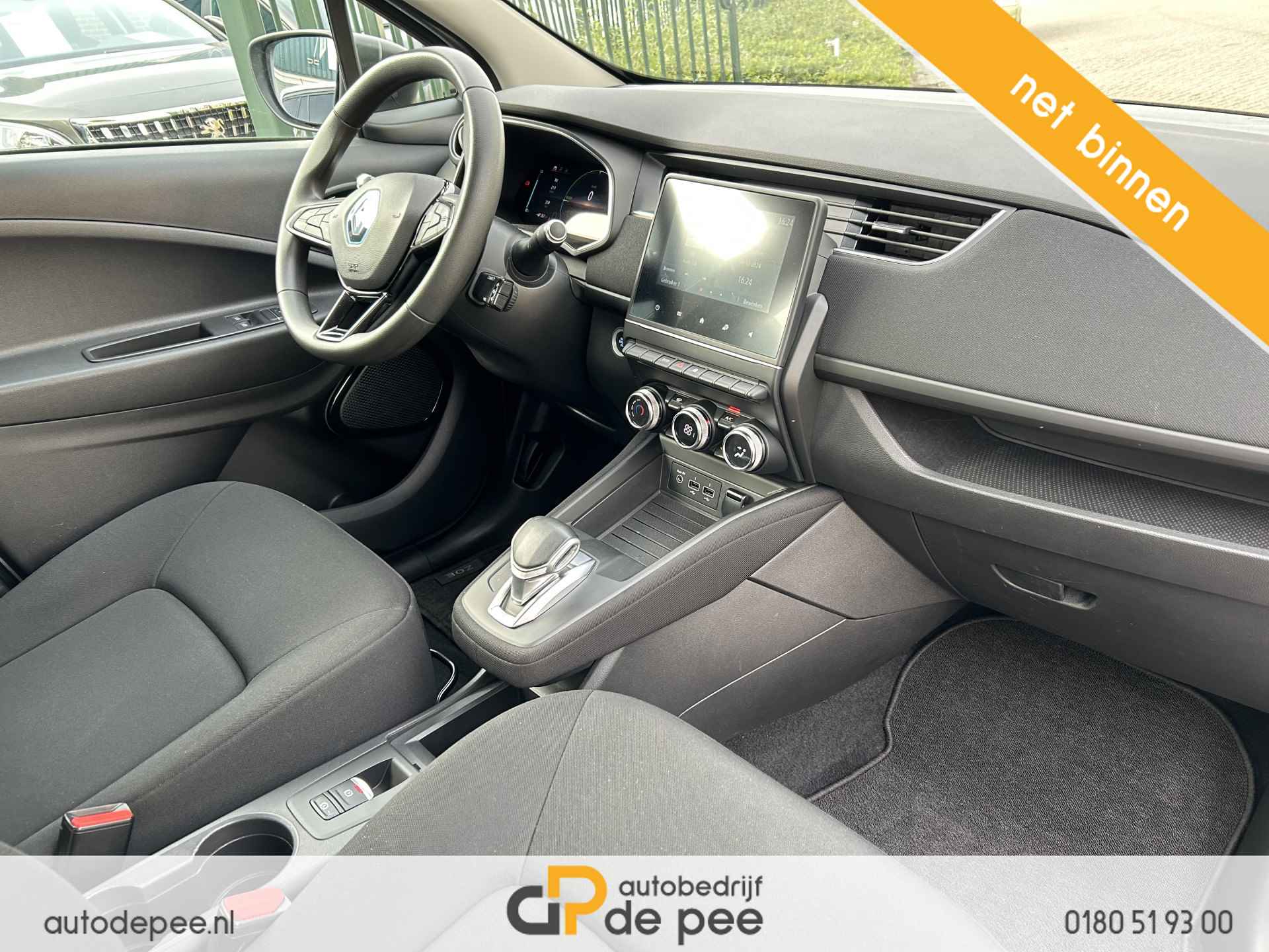 Renault ZOE R110 Life 52 kWh 350km (€ 10.450 NA SUBSIDIE) GARANTIE/SUBSIDIE/BATTERIJHUUR/CARPLAY/AIRCO/CRUISE/BLUETOOTH rijklaarprijs! - 4/17