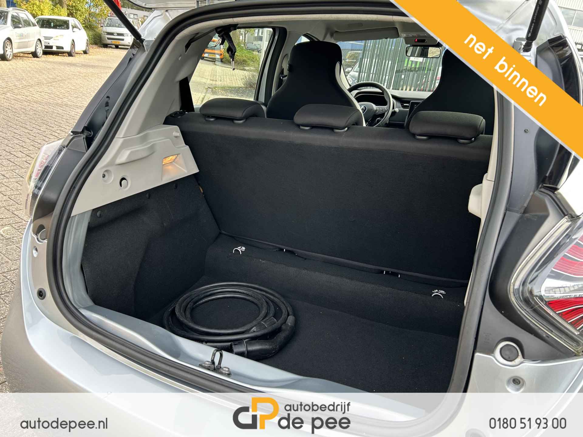 Renault ZOE R110 Life 52 kWh 350km (€ 10.950 NA SUBSIDIE) SUBSIDIE/BATTERIJHUUR/AIRCO/CRUISE/BLUETOOTH//NAVIGATIE rijklaarprijs! - 14/17