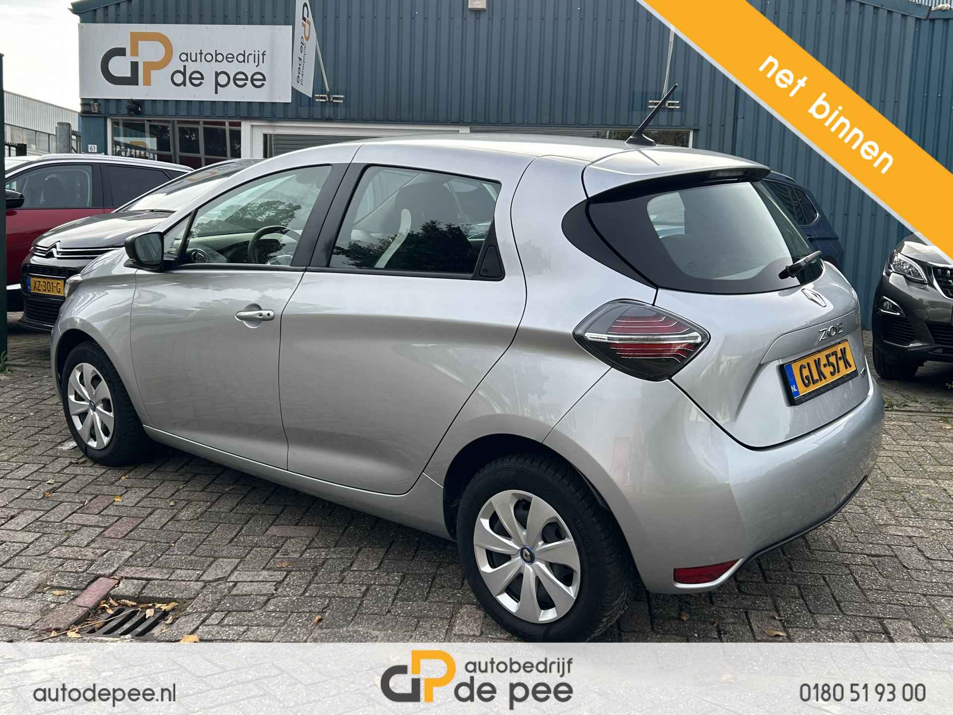 Renault ZOE R110 Life 52 kWh 350km (€ 10.450 NA SUBSIDIE) GARANTIE/SUBSIDIE/BATTERIJHUUR/CARPLAY/AIRCO/CRUISE/BLUETOOTH rijklaarprijs! - 15/17