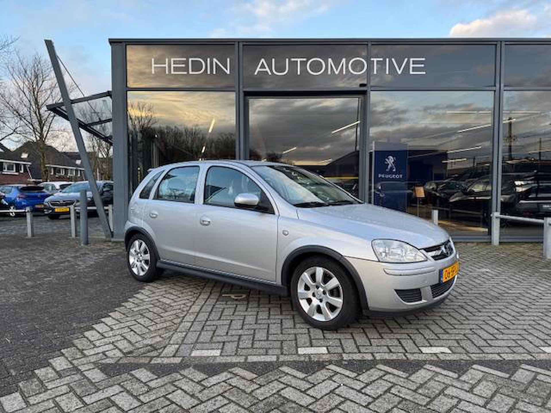 Opel Corsa 1.2-16V Silverline | TREKHAAK | 1e EIGENAAR | 100% ONDERHOUDEN | AIRCO | ELEKT. RAMEN | - 3/14