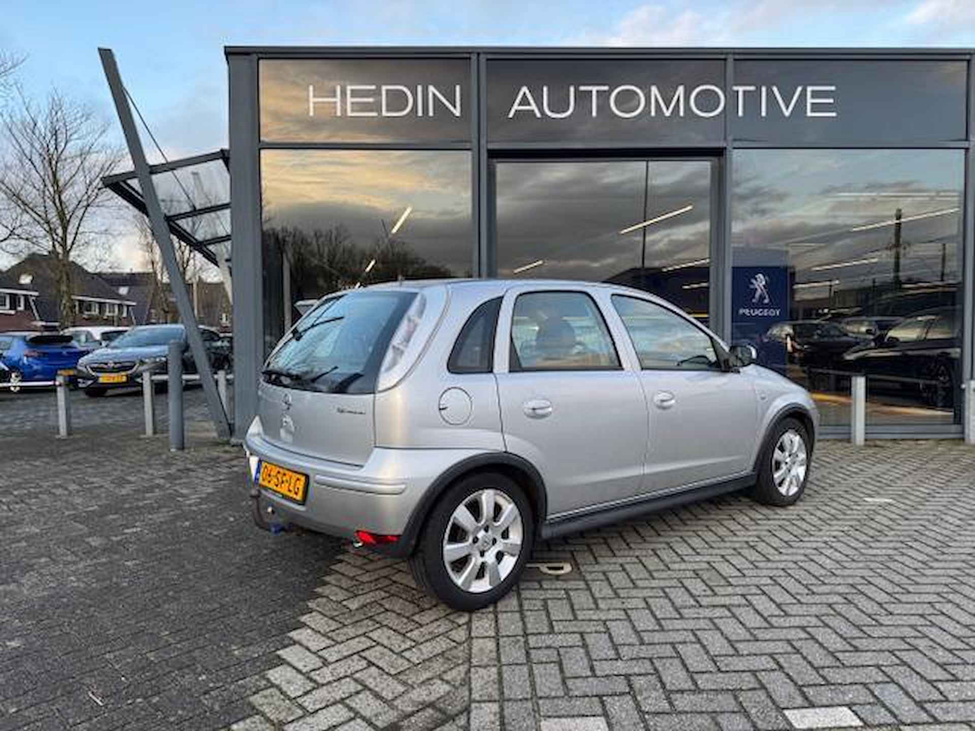 Opel Corsa 1.2-16V Silverline | TREKHAAK | 1e EIGENAAR | 100% ONDERHOUDEN | AIRCO | ELEKT. RAMEN | - 4/14