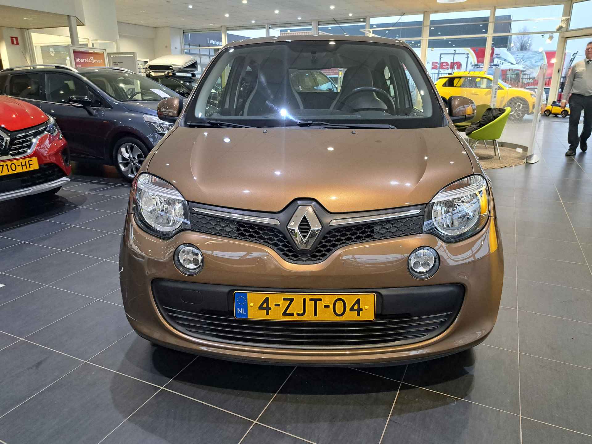 Renault Twingo 1.0 SCe Expression | Airco | Parkeersensoren | Elektr spiegels | Radio-Bluetooth | incl. Bovag rijklaarpakket met 12 maanden garantie | - 13/21