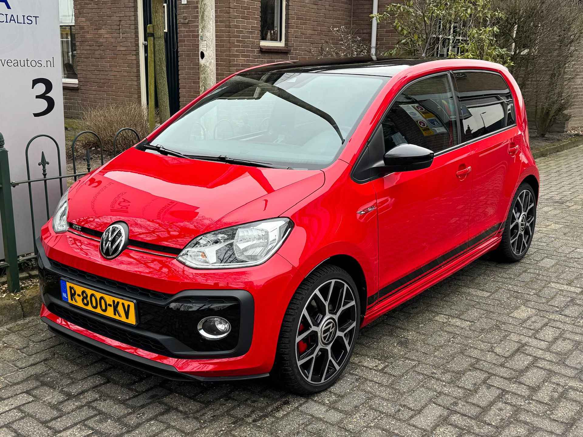 Volkswagen up! 1.0 TSI GTI Airco/Camera/Lichtmetalen velgen - 3/43