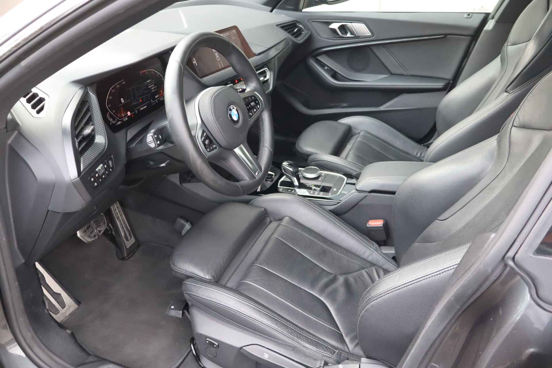 BMW 2 Serie Gran Coupé 218i High Executive - NL Auto!! Pano I Key-Less I M-Sport stoelen - 7/41