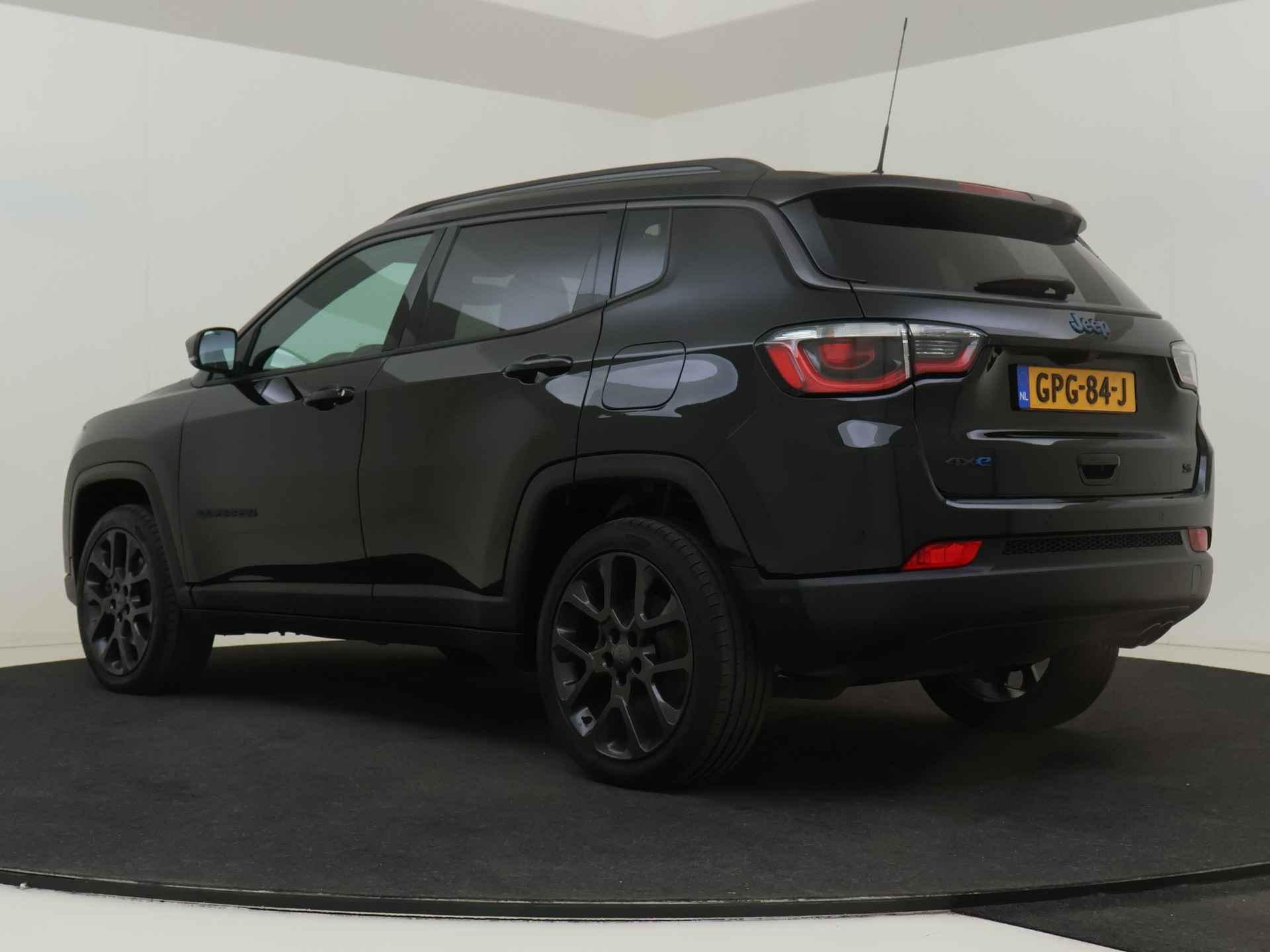 Jeep Compass 4xe 240 Plug-in Hybrid 4WD Electric S | Panoramdak | Elektr. Stoelverstelling | Stoelverwarming - 4/62