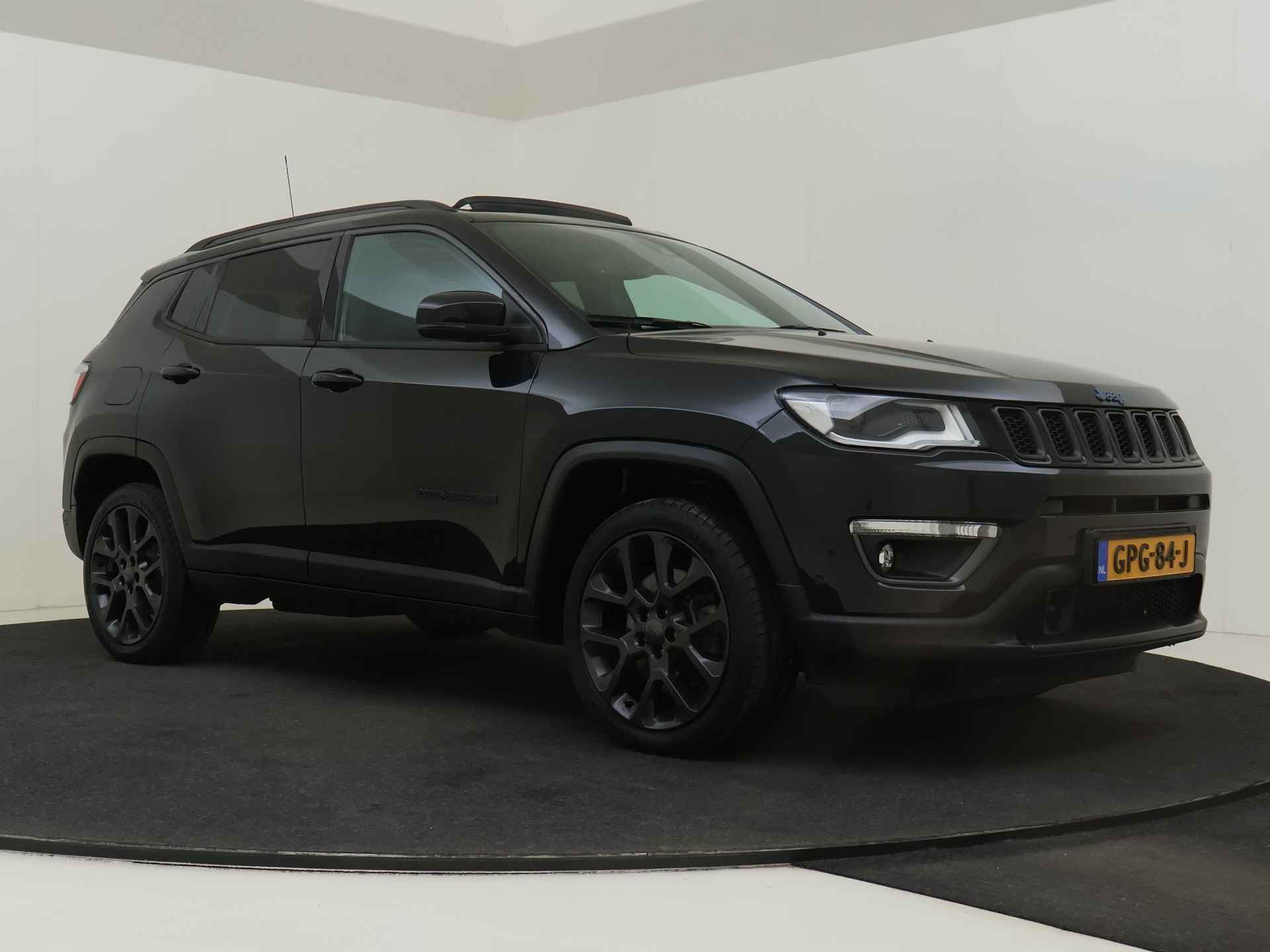 Jeep Compass 4xe 240 Plug-in Hybrid 4WD Electric S | Panoramdak | Elektr. Stoelverstelling | Stoelverwarming - 8/62