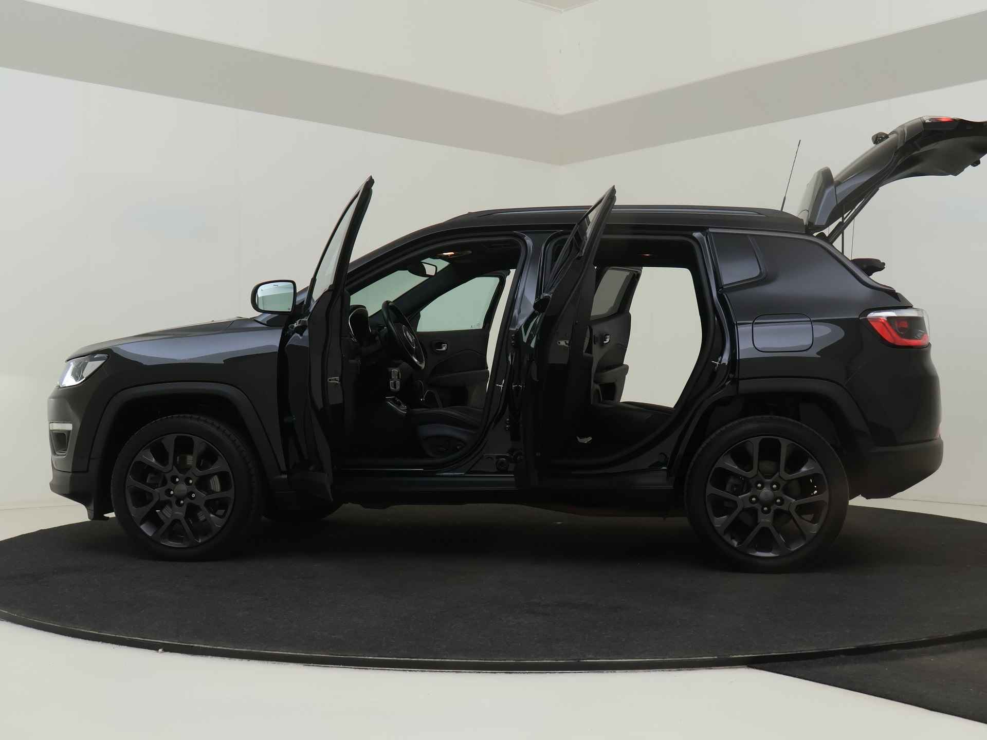 Jeep Compass 4xe 240 Plug-in Hybrid 4WD Electric S | Panoramdak | Elektr. Stoelverstelling | Stoelverwarming - 11/62