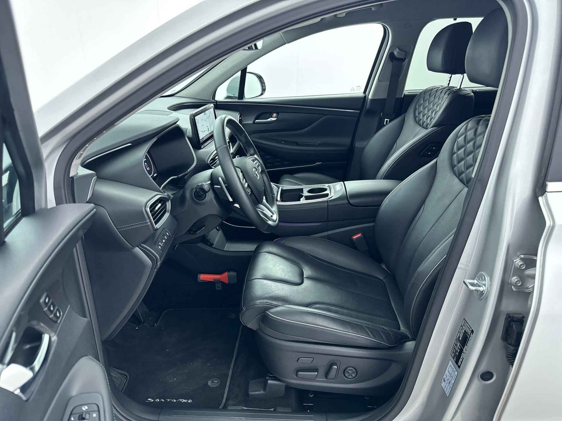 Hyundai Santa Fe 1.6 T-GDI HEV Premium | Leder | Elektr. stoelen | Keyless | Navigatie | Camera - 10/34