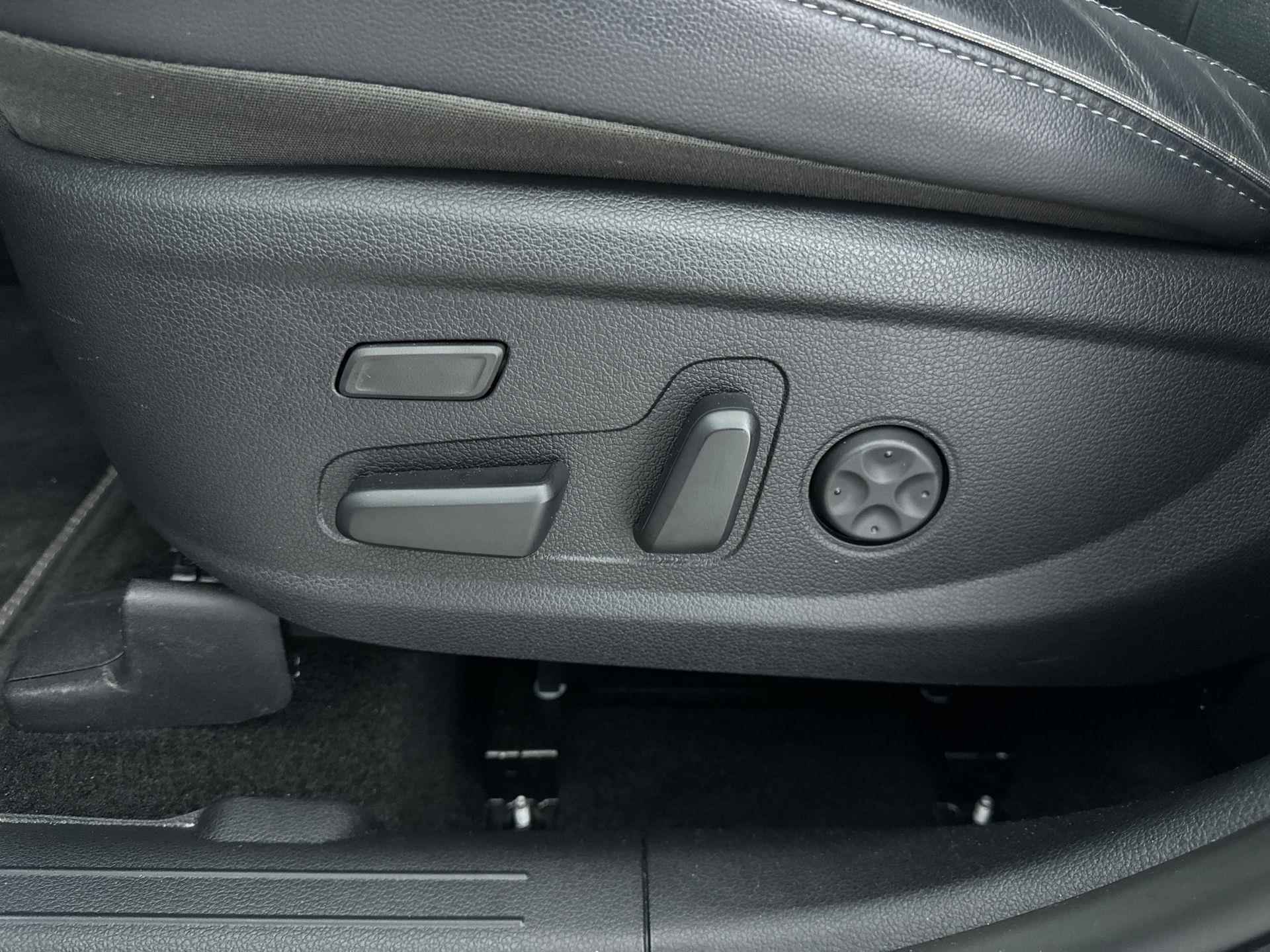 Hyundai Santa Fe 1.6 T-GDI HEV Premium | Leder | Elektr. stoelen | Keyless | Navigatie | Camera - 27/34