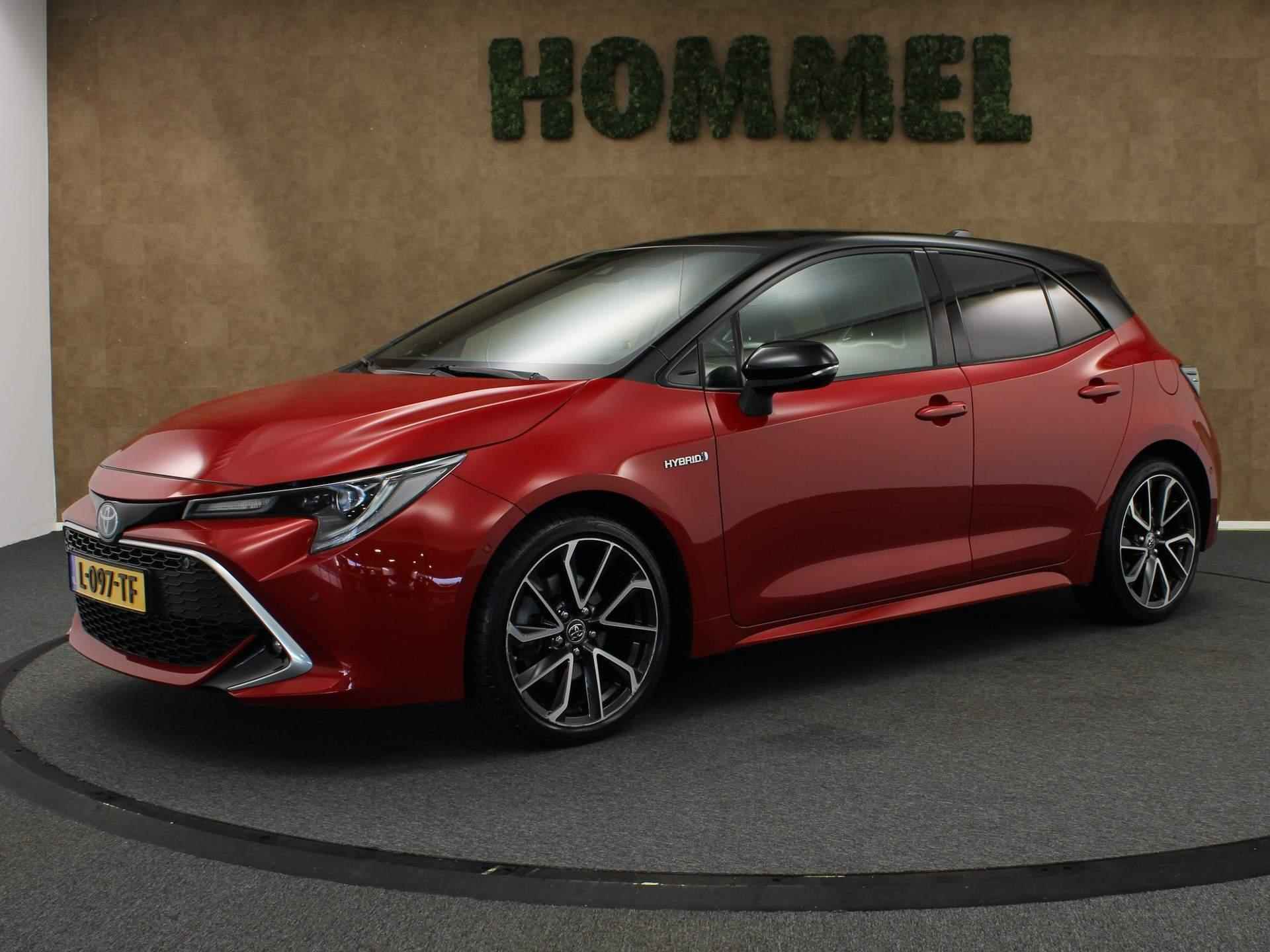 Toyota Corolla 2.0 Hybrid Bi-Tone Style - BI-TONE - ADAPTIEVE CRUISE CONTROL - HEAD UP DISPLAY - KEYLESS ENTRY/START - VOORSTOELEN VERWARMD - ACHTERRUITRIJCAMERA - LEDEREN BEKLEDING - JBL GELUIDSINSTALLATIE - 1/40