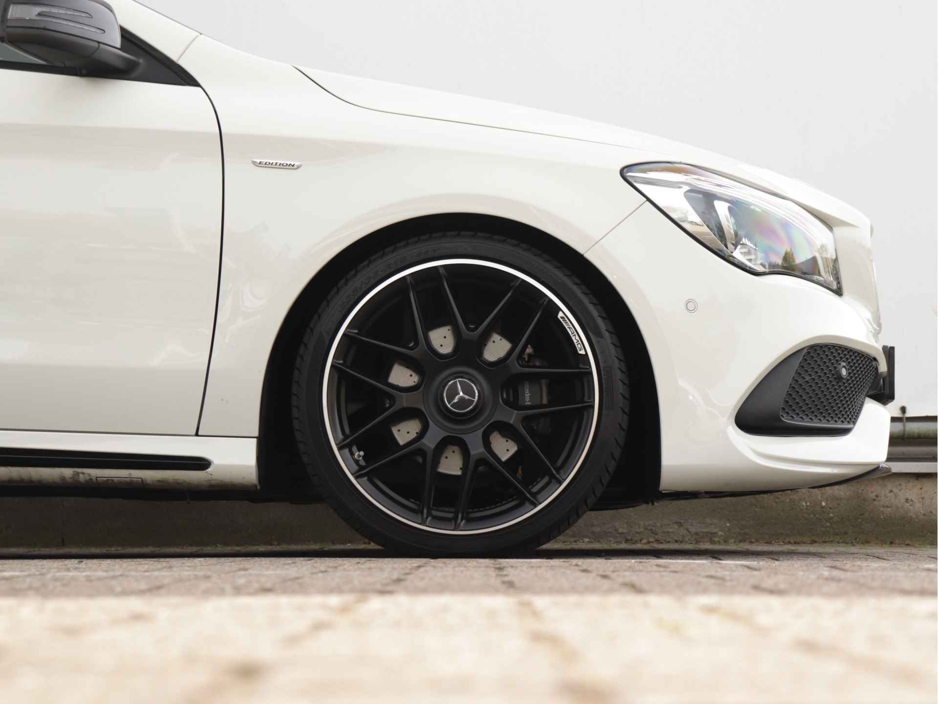 Mercedes-Benz CLA-Klasse Shooting Brake 180 AMG line 122pk automaat | Panoramadak | LED | 19'' velgen | Camera | Navigatie | Stoelverwarming | Sfeerverlichting | Alcantara - 7/62