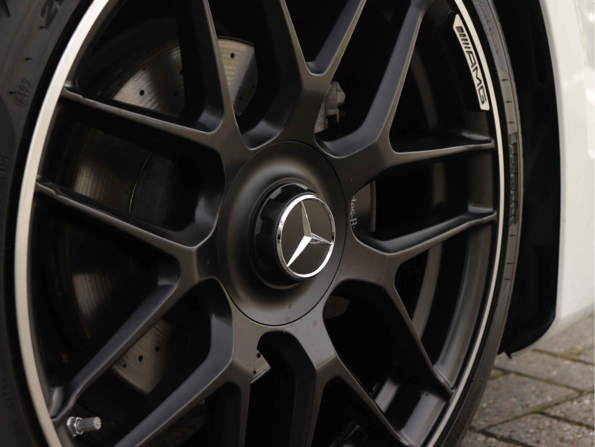 Mercedes-Benz CLA-Klasse Shooting Brake 180 AMG line 122pk automaat | Panoramadak | LED | 19'' velgen | Camera | Navigatie | Stoelverwarming | Sfeerverlichting | Alcantara - 18/62