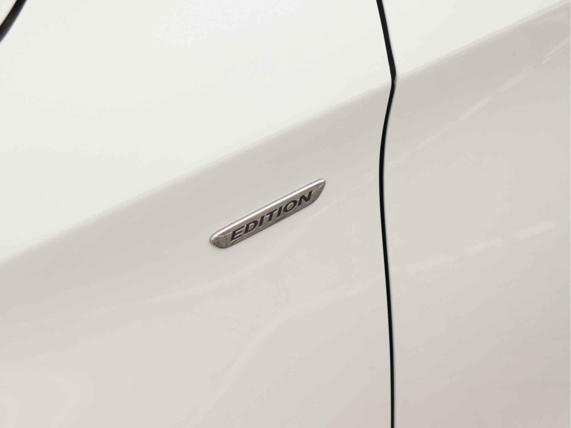Mercedes-Benz CLA-Klasse Shooting Brake 180 AMG line 122pk automaat | Panoramadak | LED | 19'' velgen | Camera | Navigatie | Stoelverwarming | Sfeerverlichting | Alcantara - 33/62
