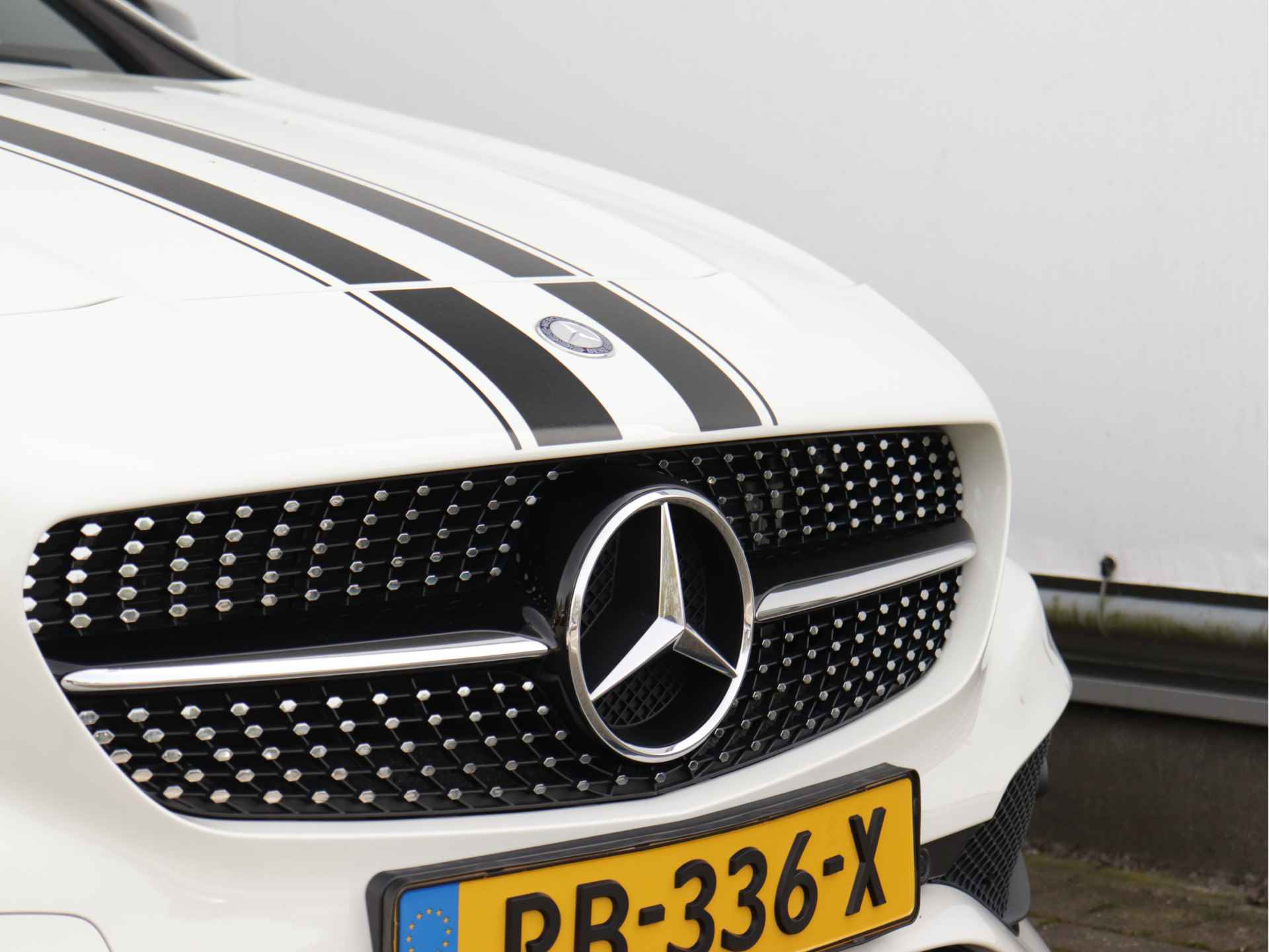 Mercedes-Benz CLA-Klasse Shooting Brake 180 AMG line 122pk automaat | Panoramadak | LED | 19'' velgen | Camera | Navigatie | Stoelverwarming | Sfeerverlichting | Alcantara - 57/62