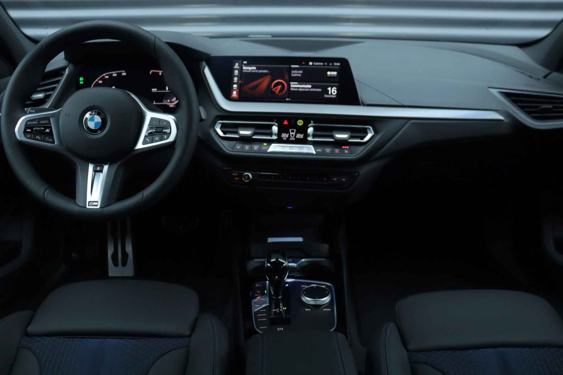 BMW 1 Serie 5-deurs 118i | Model M Sport | Innovation Pack - 10/35