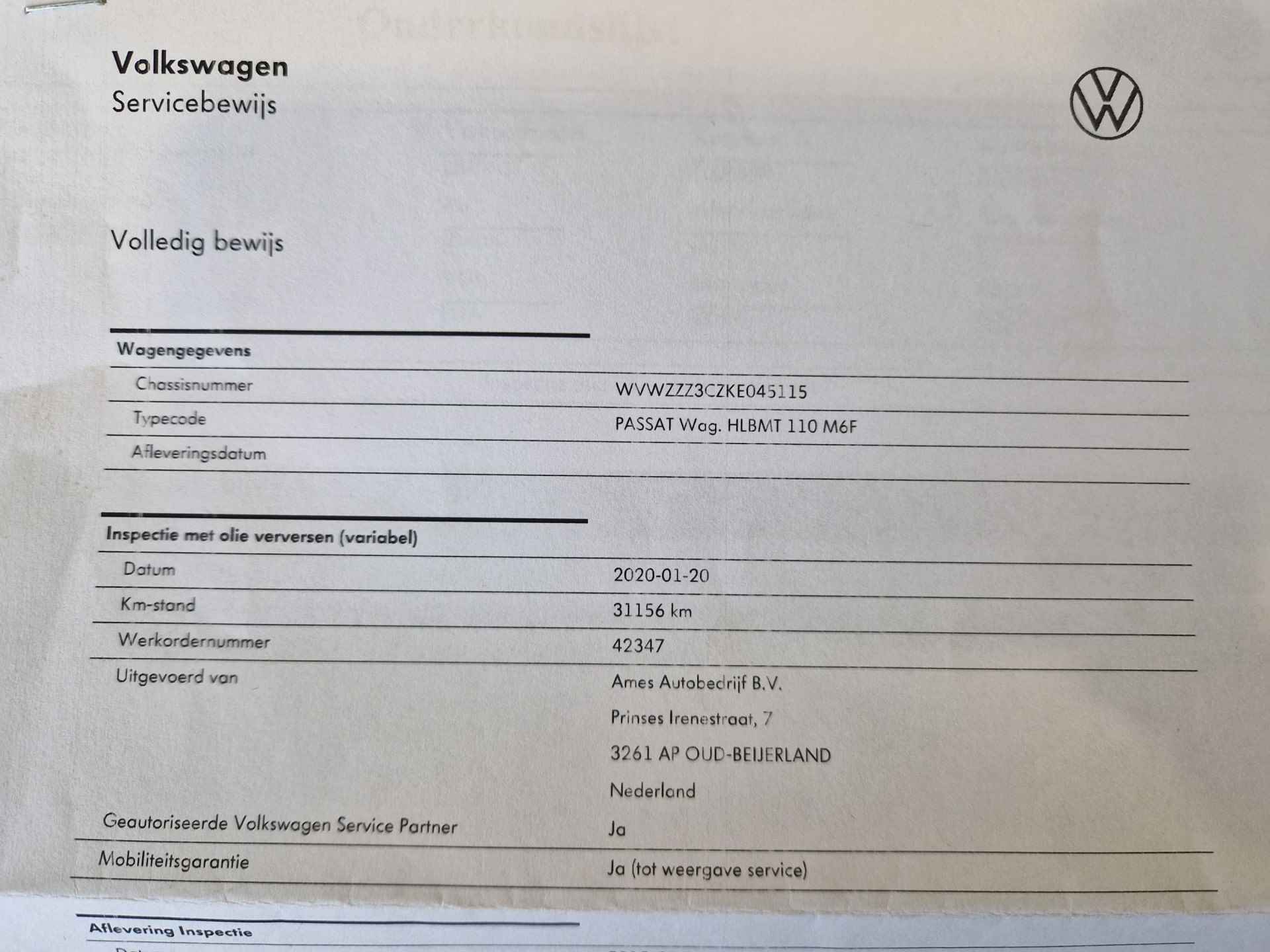 Volkswagen Passat Variant 1.5 TSI Highline Business R 12MND BOVAG GAR. | NAVI | LEDER | 2x R-line | TREKHAAK | PDC V+A | STOELVERW. | DAB+ - 46/47