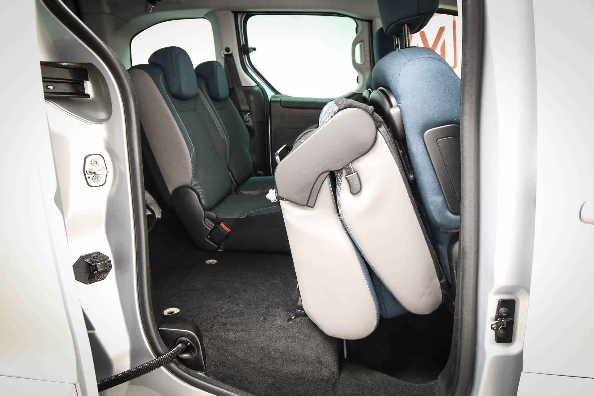 Citroen Berlingo E-Feel 23 kWh | AIRCO | CRUISE | NAVIGATIE | DAB | APPLE | CAMERA - 7/51