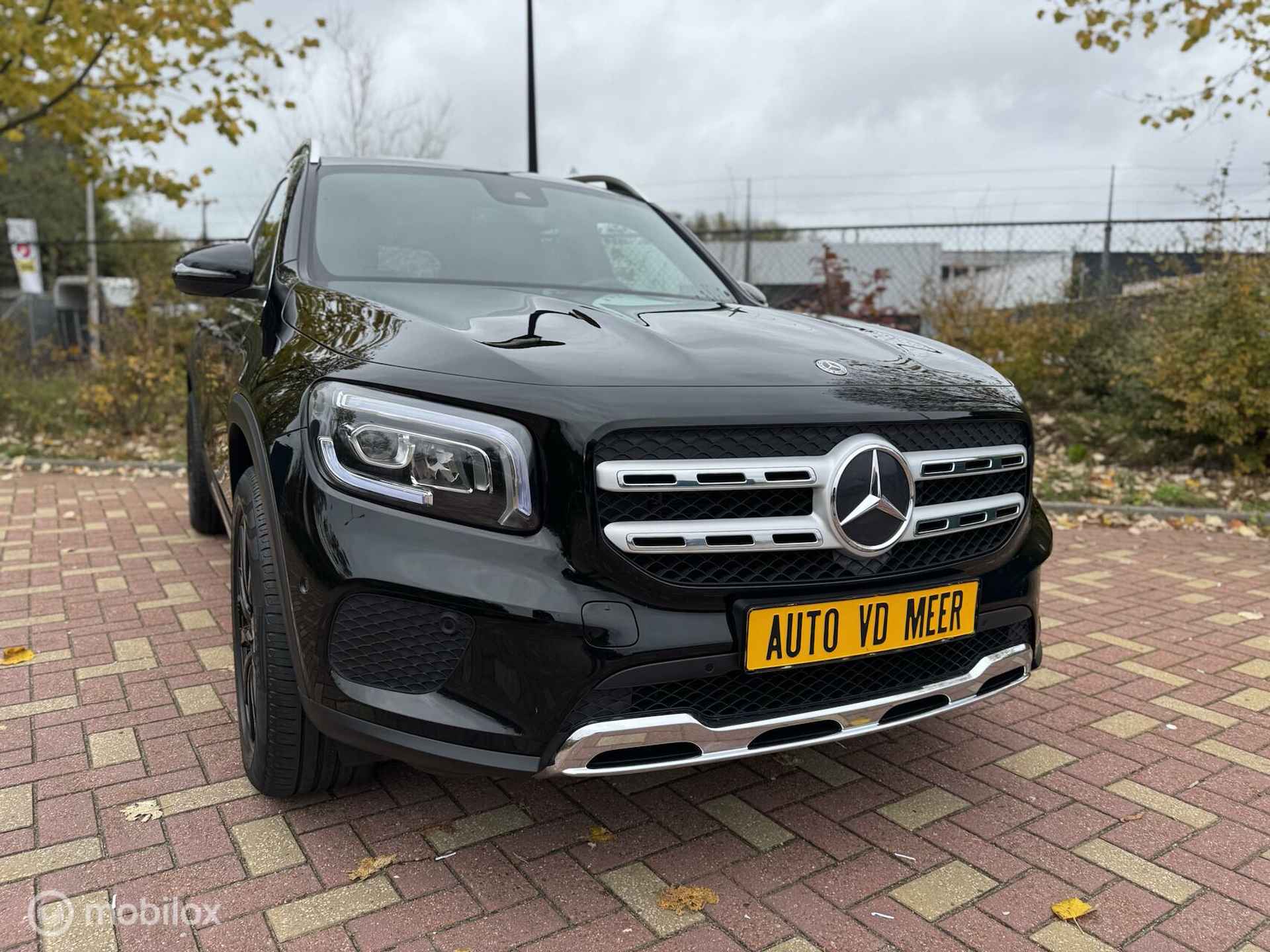 Mercedes GLB 200 / Navigatie / Half leder / Luxe - 17/37