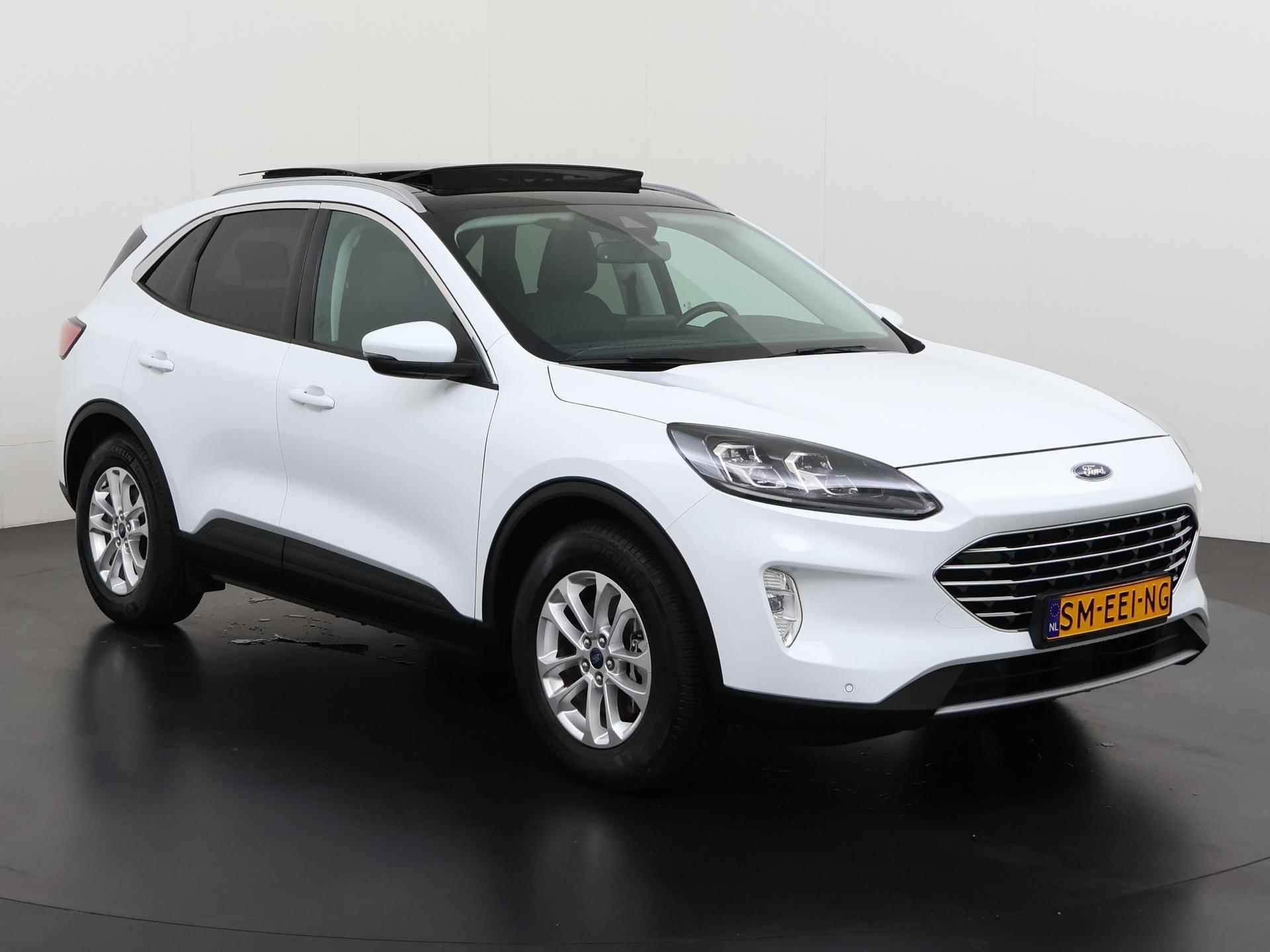 Ford Kuga 2.5 PHEV Titanium X | Panoramadak | Stuur & Stoelverwarming | Zondag Open! - 30/43