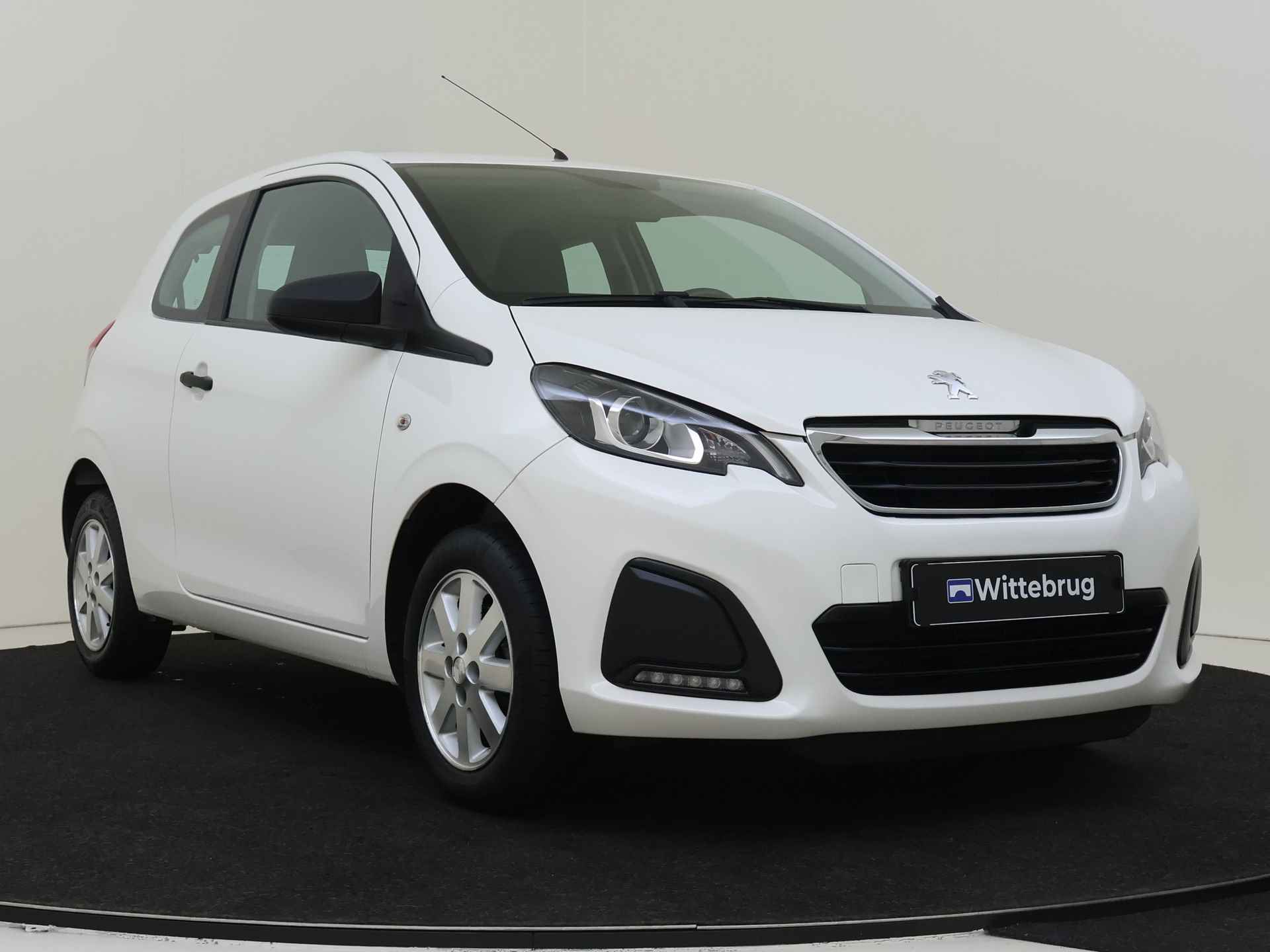 Peugeot 108 1.0 70PK Active | Weinig gereden | Bluetooth | Velgen | - 4/26