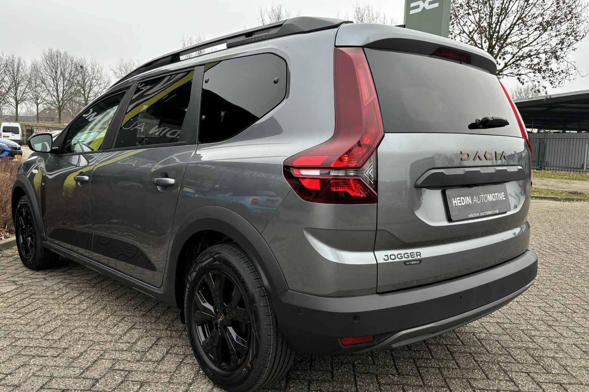 Dacia Jogger 1.6 Hybrid 140 Extreme 7p. "Pack Assist, Pack Navi, Direct Beschikbaar, ook voor Private Lease" - 6/35