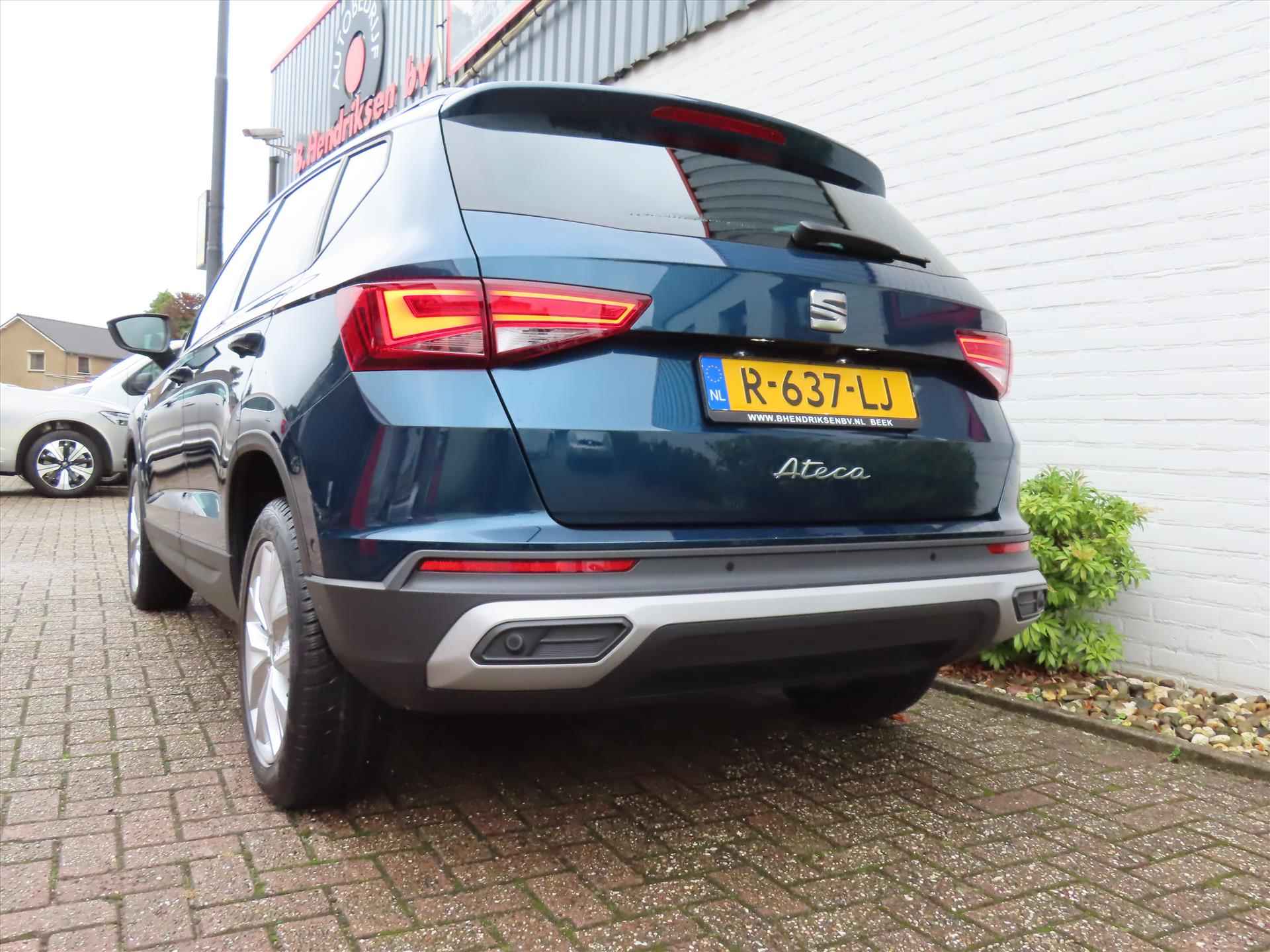 Seat Ateca 1.5 EcoTSI 150pk Style Business Intense/ Camera achter/ Led koplampen/ Keyless start/ DAB/ Apple Carplay/ Navigatie/ Origineel NL/ NAP - 42/46