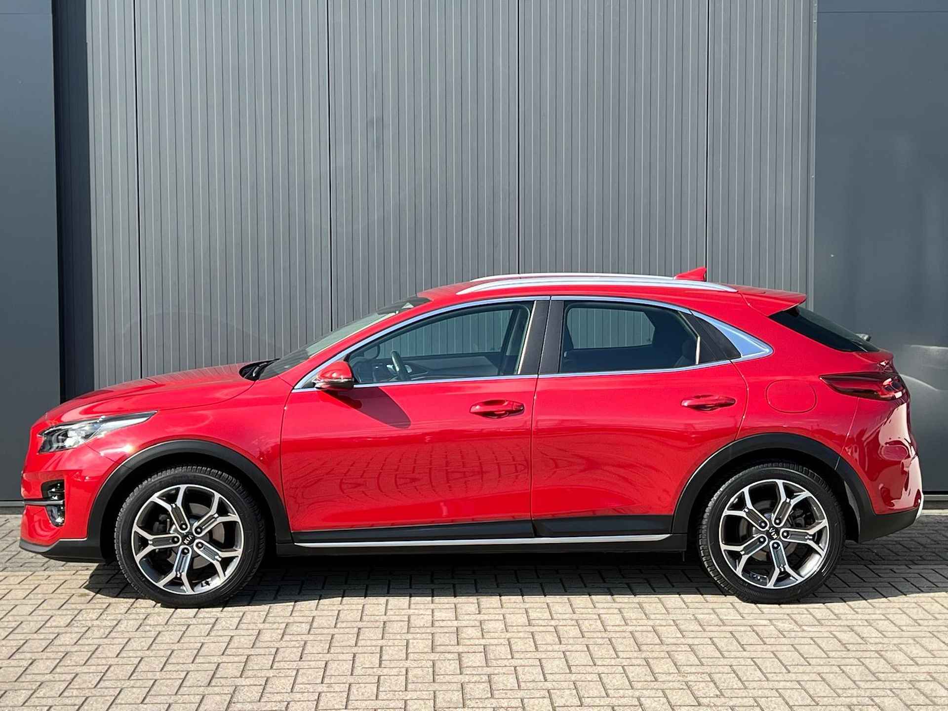 Kia XCeed 1.0 T-GDi DynamicLine All-season banden | Camera | Apple Carplay & Android Auto | 18-inch | Navigatie | Parkeersensoren - 8/28