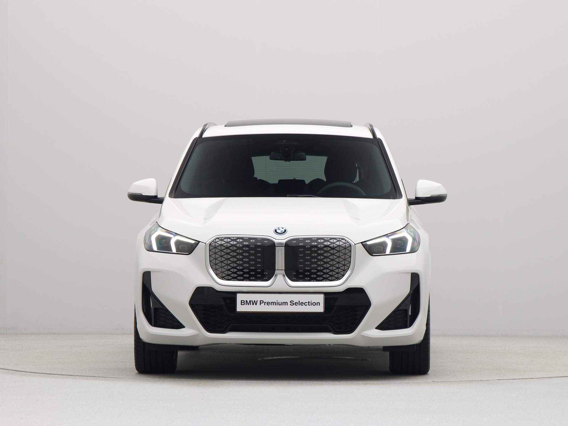 BMW iX1 eDrive20 M Sport 67 kWh - 5/22