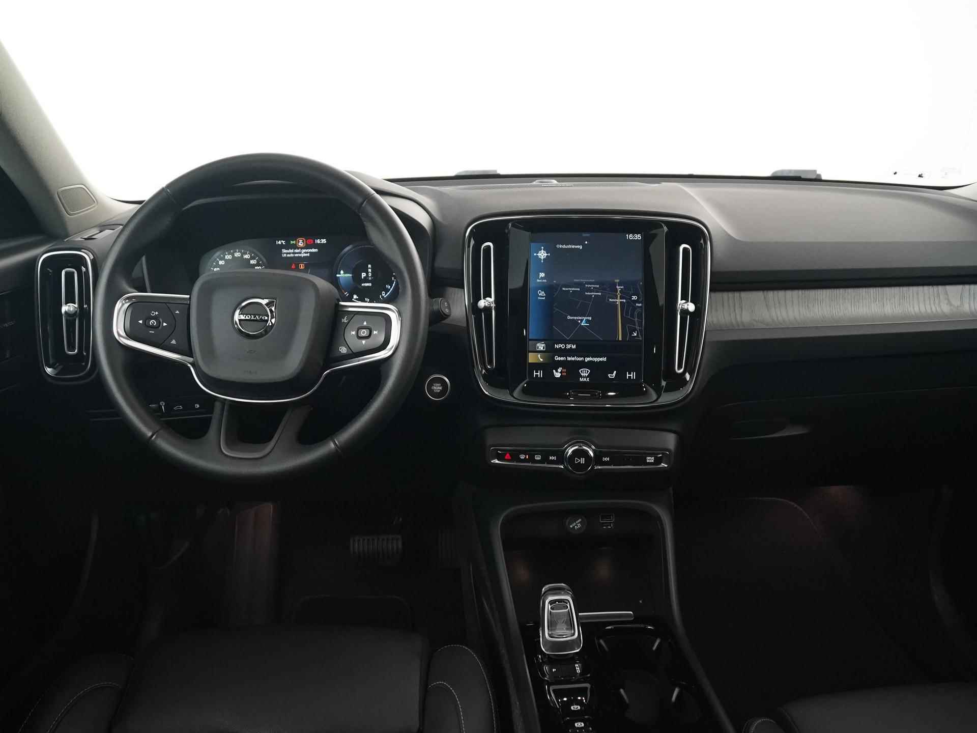 Volvo XC40 1.5 T5 Recharge Inscription | Panoramadak | Zondag Open! - 5/44