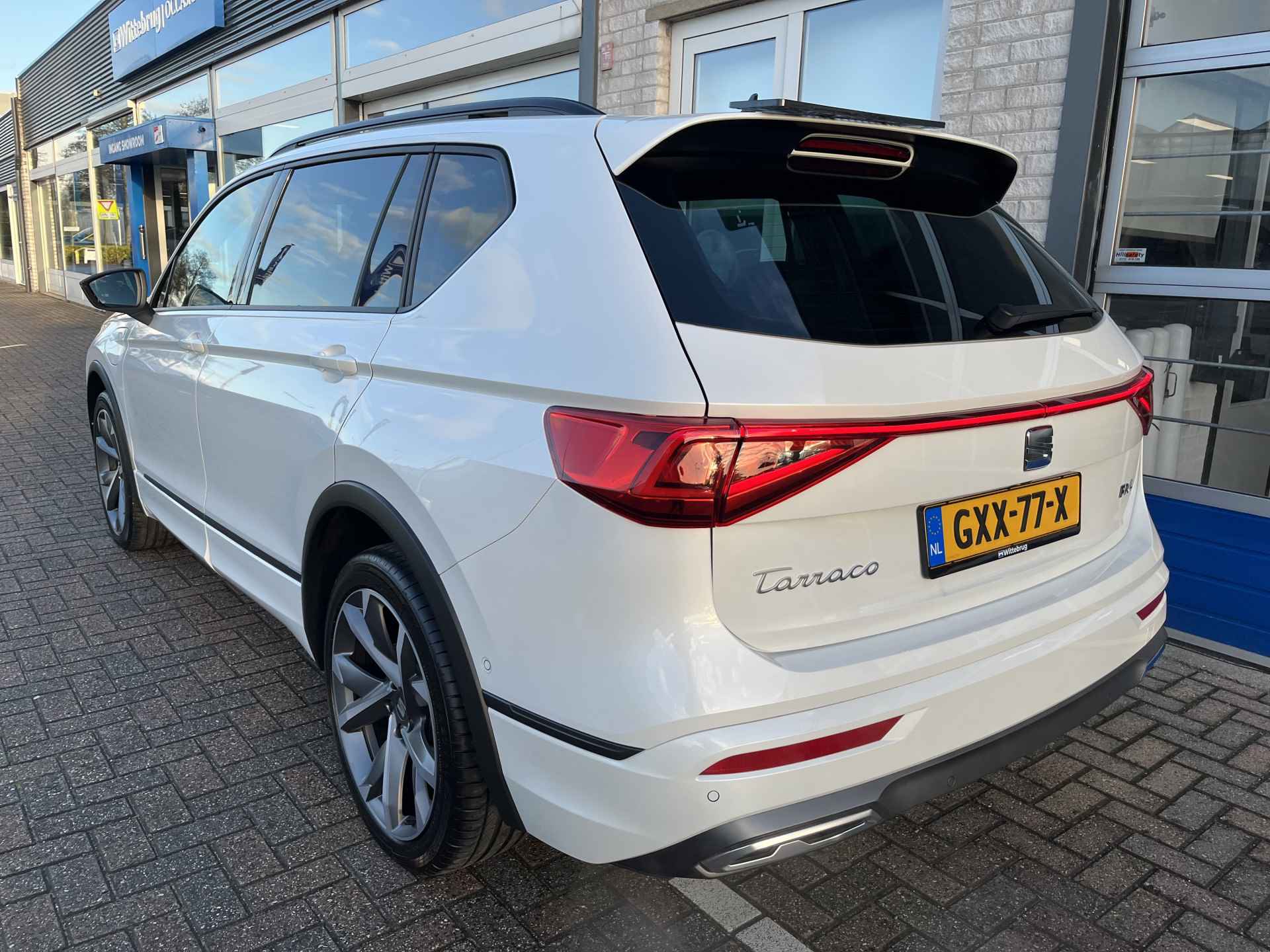 SEAT Tarraco 1.4 TSI e-Hybrid PHEV FR Business / AUTOMAAT/ FABRIEKS GARANTIE T/M 4-2026/ 10.000 KM/ PANO/ TREKHAAK/ CAMERA/ PARK. SENSOREN/ DCC/ MATRIX/ MEMORY SEATS/ KEYLESS/ STOELVERWARM. V&A/ ADAPT. CRUISE/ APP CONNECT/ NAVI/ CLIMA/ - 6/42