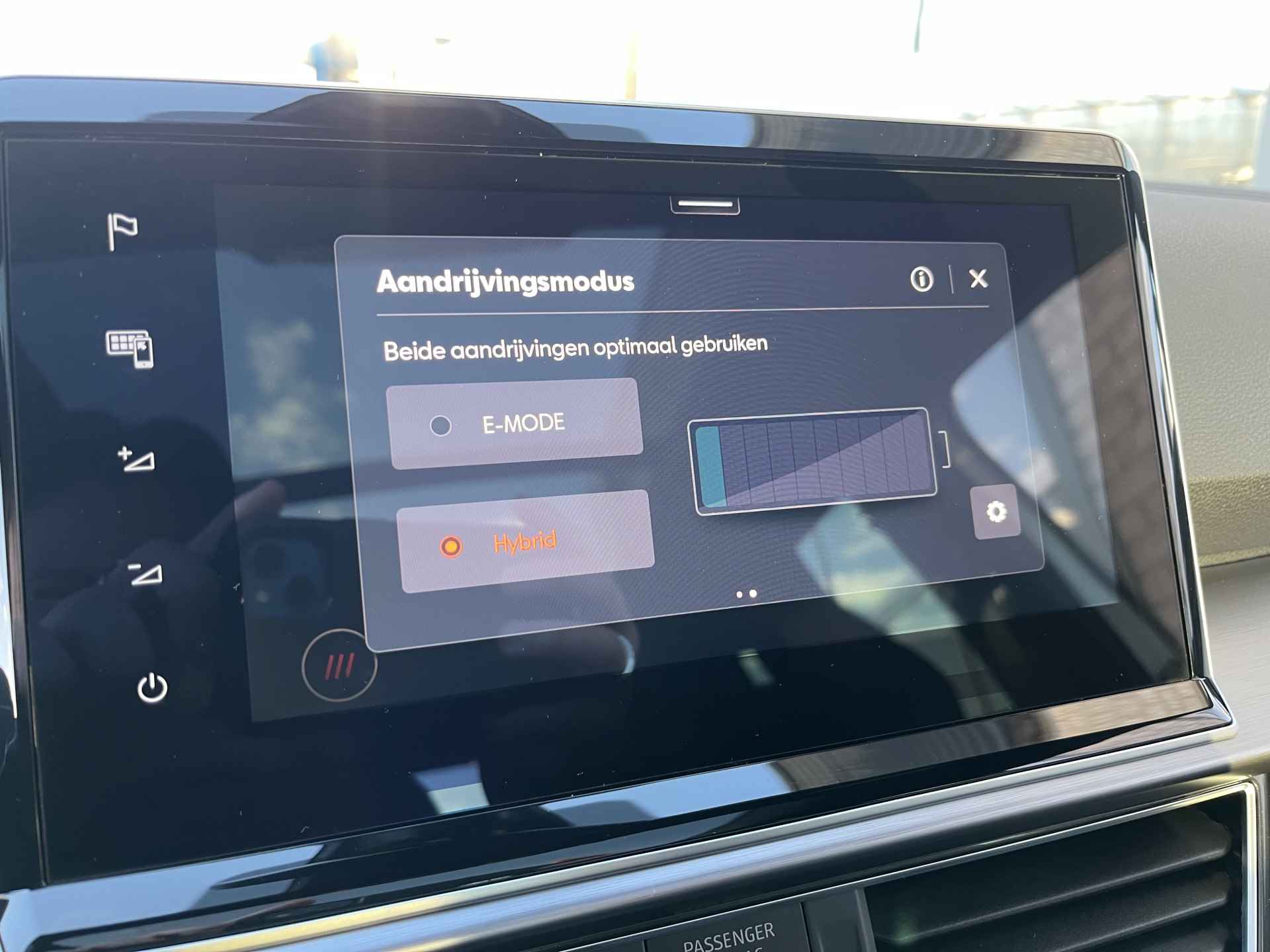 SEAT Tarraco 1.4 TSI e-Hybrid PHEV FR Business / AUTOMAAT/ FABRIEKS GARANTIE T/M 4-2026/ 10.000 KM/ PANO/ TREKHAAK/ CAMERA/ PARK. SENSOREN/ DCC/ MATRIX/ MEMORY SEATS/ KEYLESS/ STOELVERWARM. V&A/ ADAPT. CRUISE/ APP CONNECT/ NAVI/ CLIMA/ - 22/42