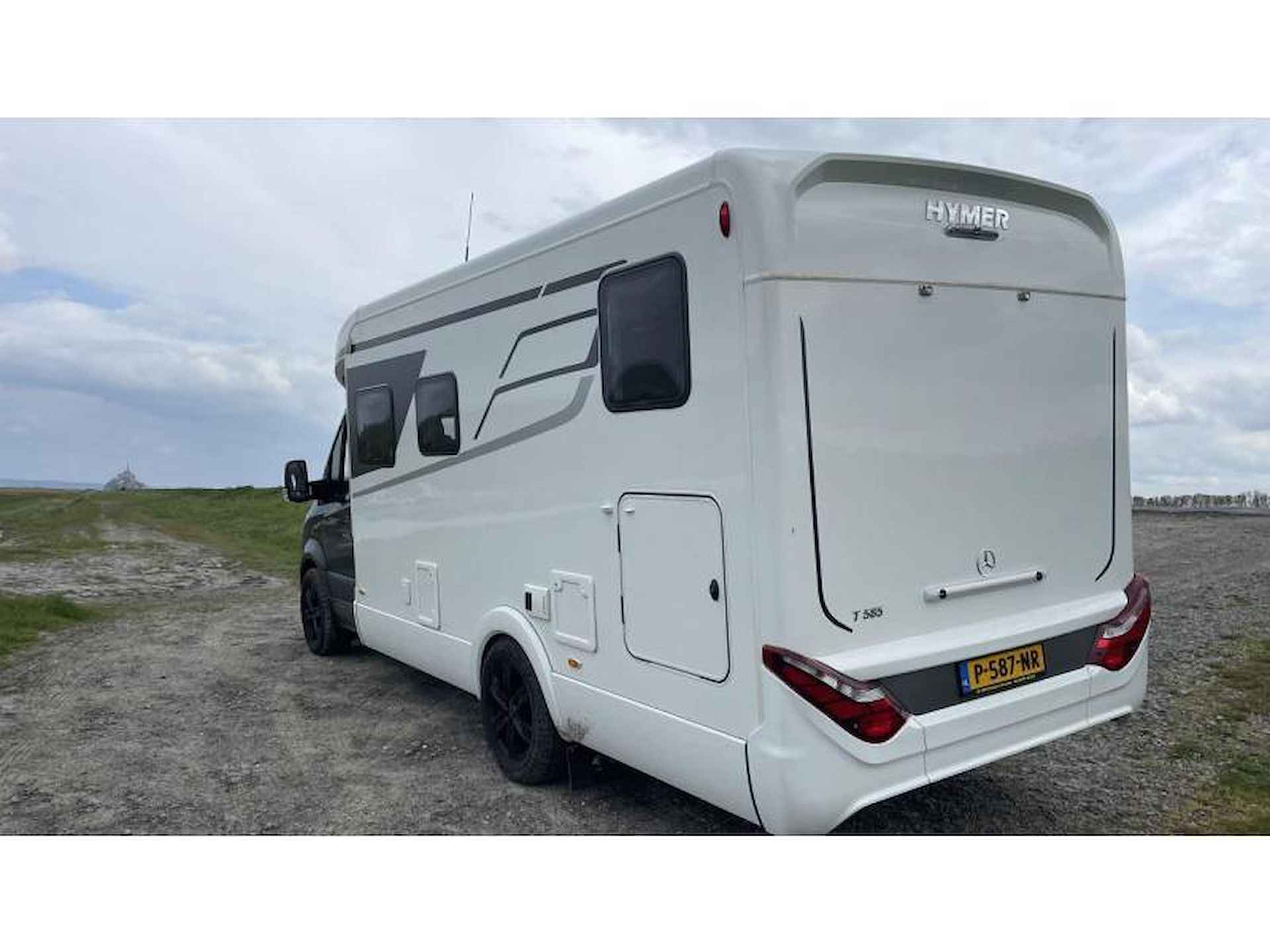 Hymer Tramp S 585  - 2 lengtebedden - 6/9