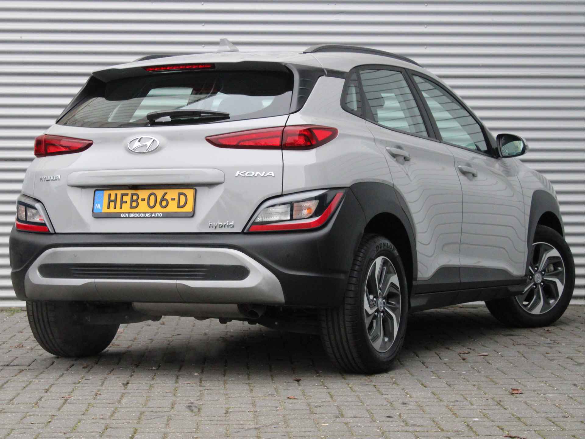 Hyundai KONA 1.6 GDI HEV Comfort Smart | hoogte verstelbare bijrijdersstoel | Navi | Parkeercamera | Cruise Control | - 4/34