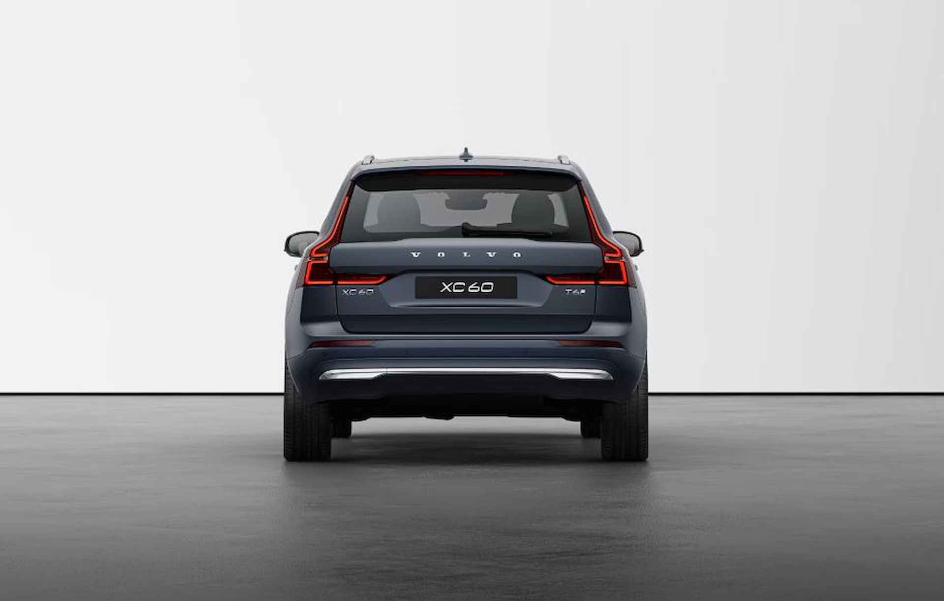 Volvo XC60 T6 350PK Plug-in hybrid AWD Essential Edition | Climate pack | Driver assist pack | PDC voor en achter | 19 inch - 4/9