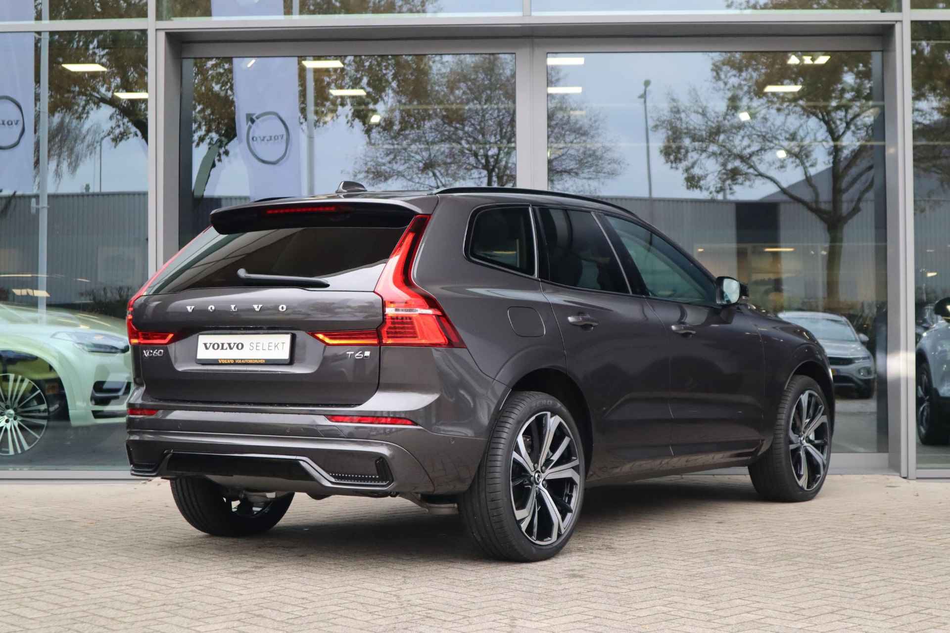 Volvo XC60 2.0 Recharge T6 AWD Ultra Dark Luchtvering | Nappa leder Ventilatie - 5/27