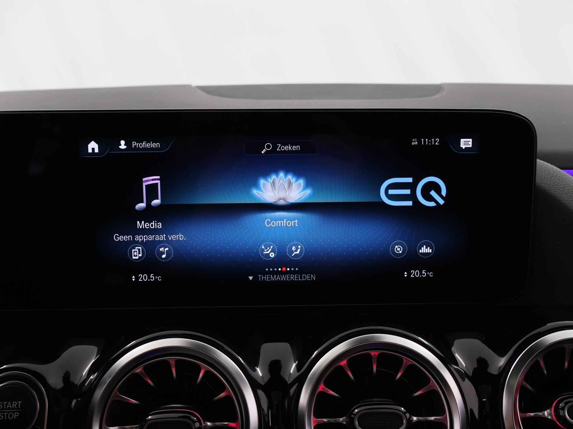 Mercedes-Benz EQA 250+ Business Edition | Panoramadak | Stoelgeheugen | Keyless Entry | 360-camera | MBUX Augmented Reality | Apple Carplay | Privacy Glass | Stoelverwarming | Sfeerverlichting | DAB+ Radio | - 50/52