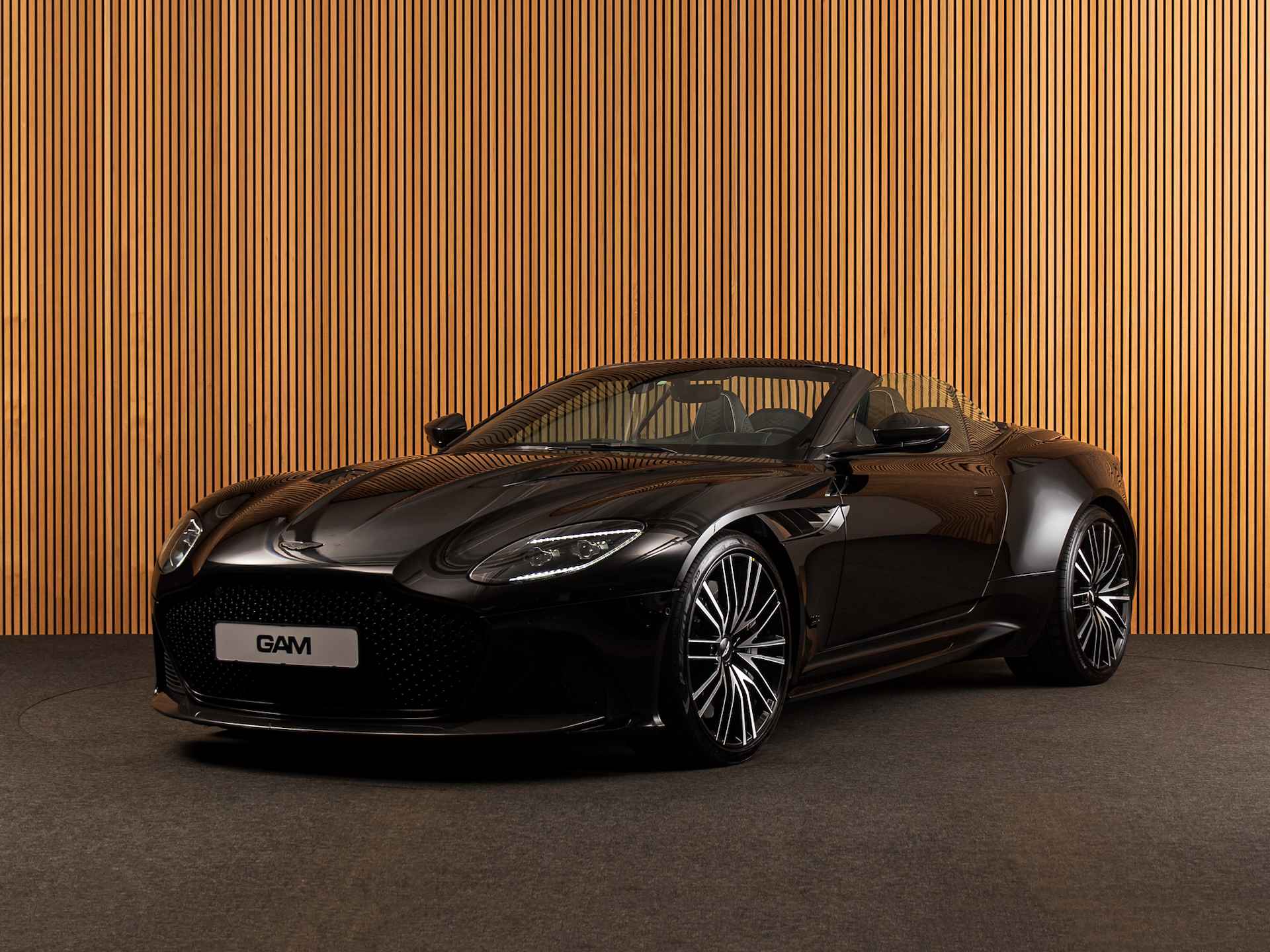 Aston Martin DBS Volante 5.2 V12 Superleggera