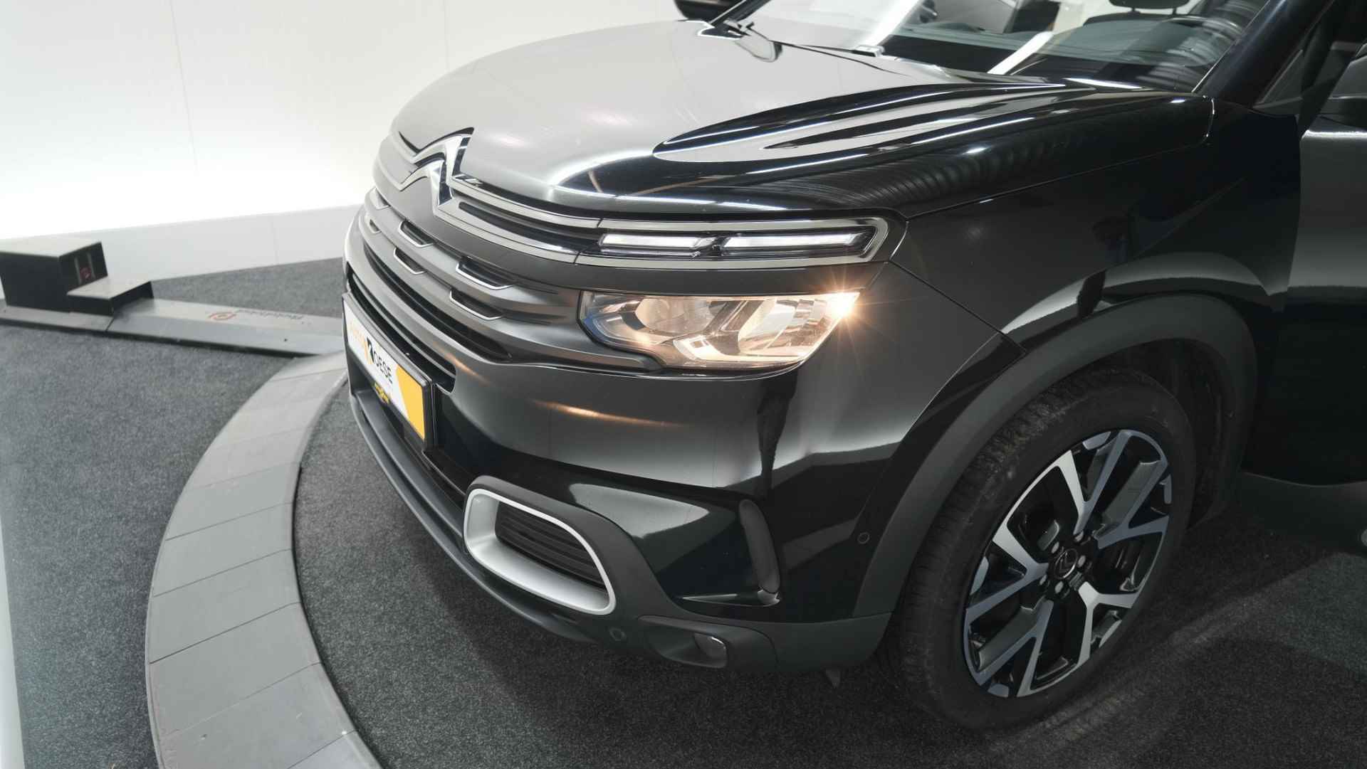 Citroen C5 Aircross PureTech 130 Shine | Trekhaak | Dodehoekdectie | Camera | Apple Carplay - 17/75