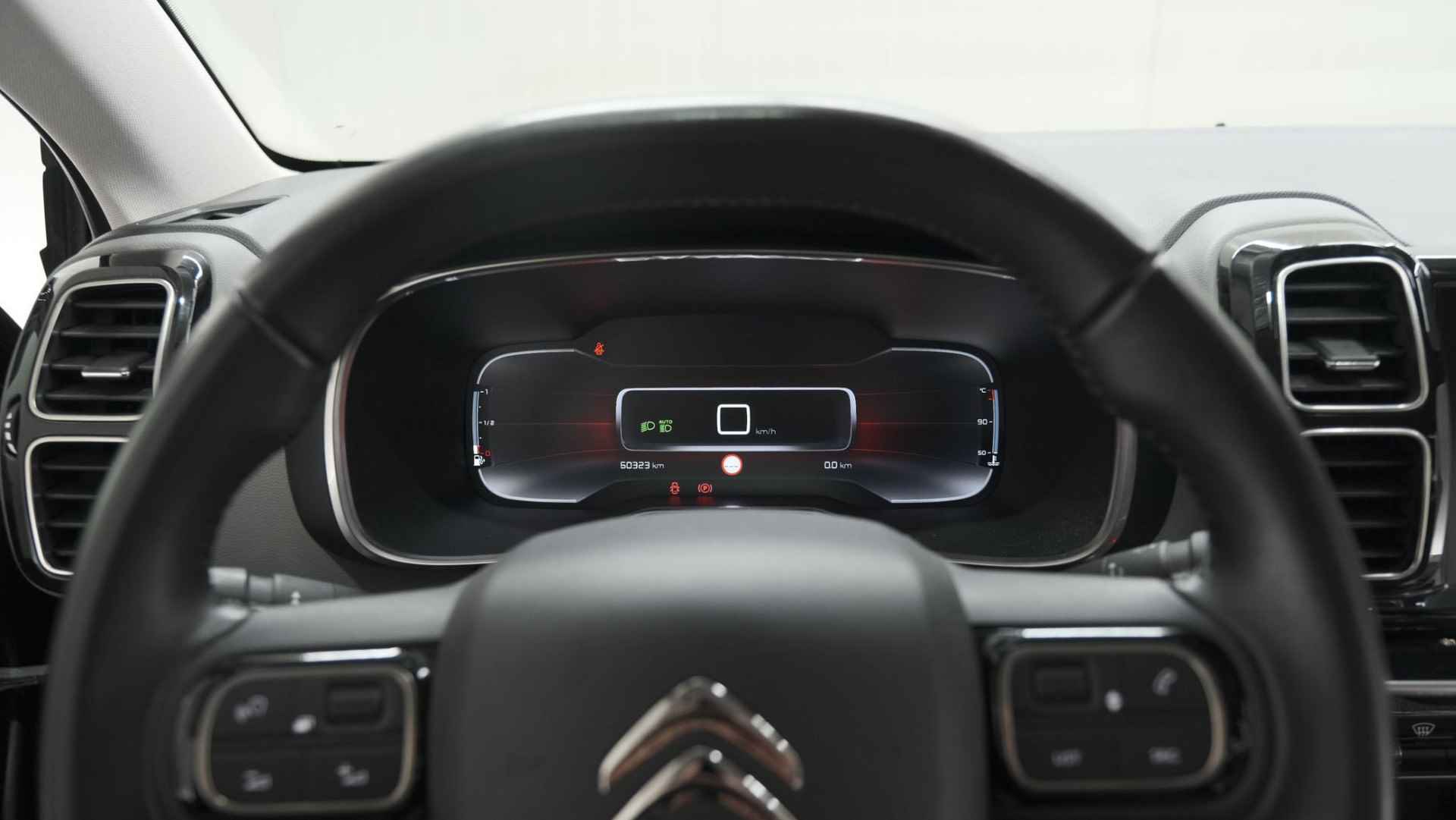 Citroen C5 Aircross PureTech 130 Shine | Trekhaak | Dodehoekdectie | Camera | Apple Carplay - 39/75