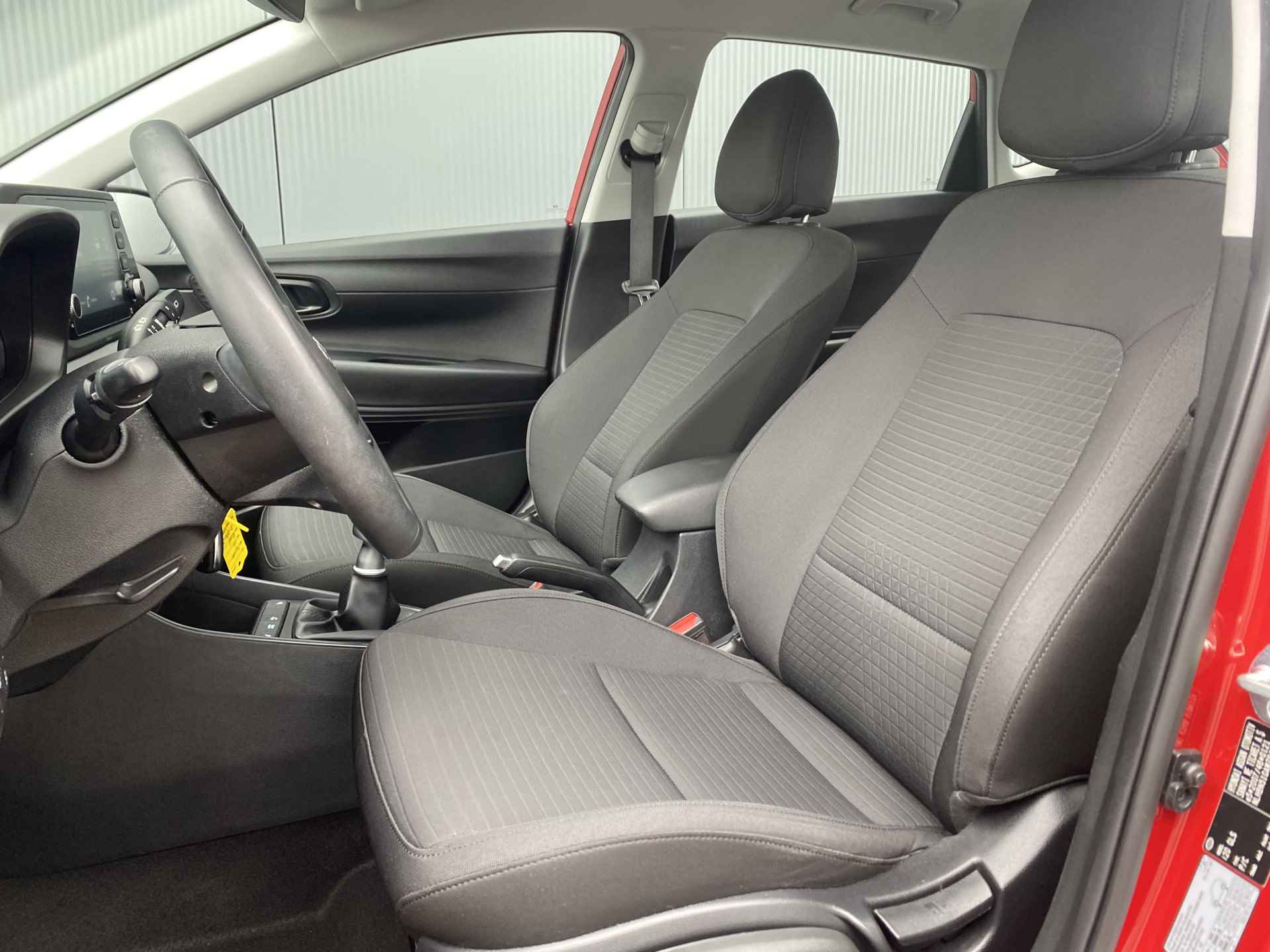 Hyundai i20 1.0 T-GDI 100pk Comfort | Carplay Navigatie| Stoel-Stuurverwarming | Climate controle | Camera | Lichtmetalen velgen - 13/21