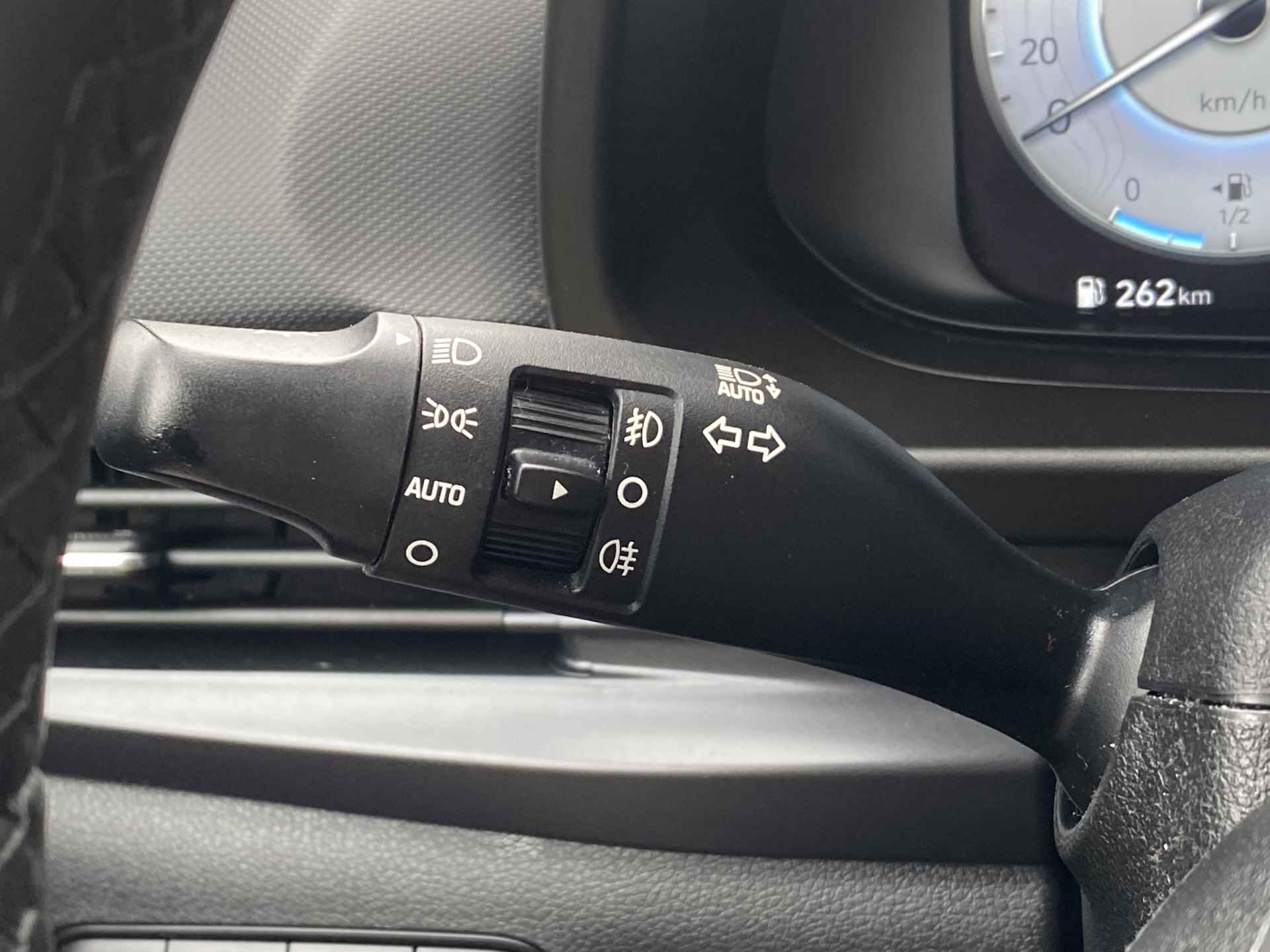 Hyundai i20 1.0 T-GDI 100pk Comfort | Carplay Navigatie| Stoel-Stuurverwarming | Climate controle | Camera | Lichtmetalen velgen - 16/21