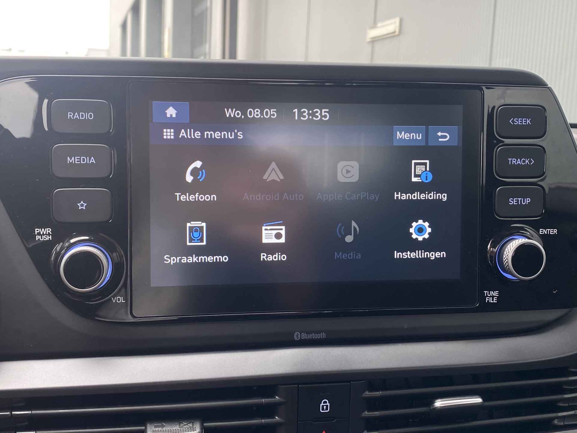 Hyundai i20 1.0 T-GDI 100pk Comfort | Carplay Navigatie| Stoel-Stuurverwarming | Climate controle | Camera | Lichtmetalen velgen - 20/21