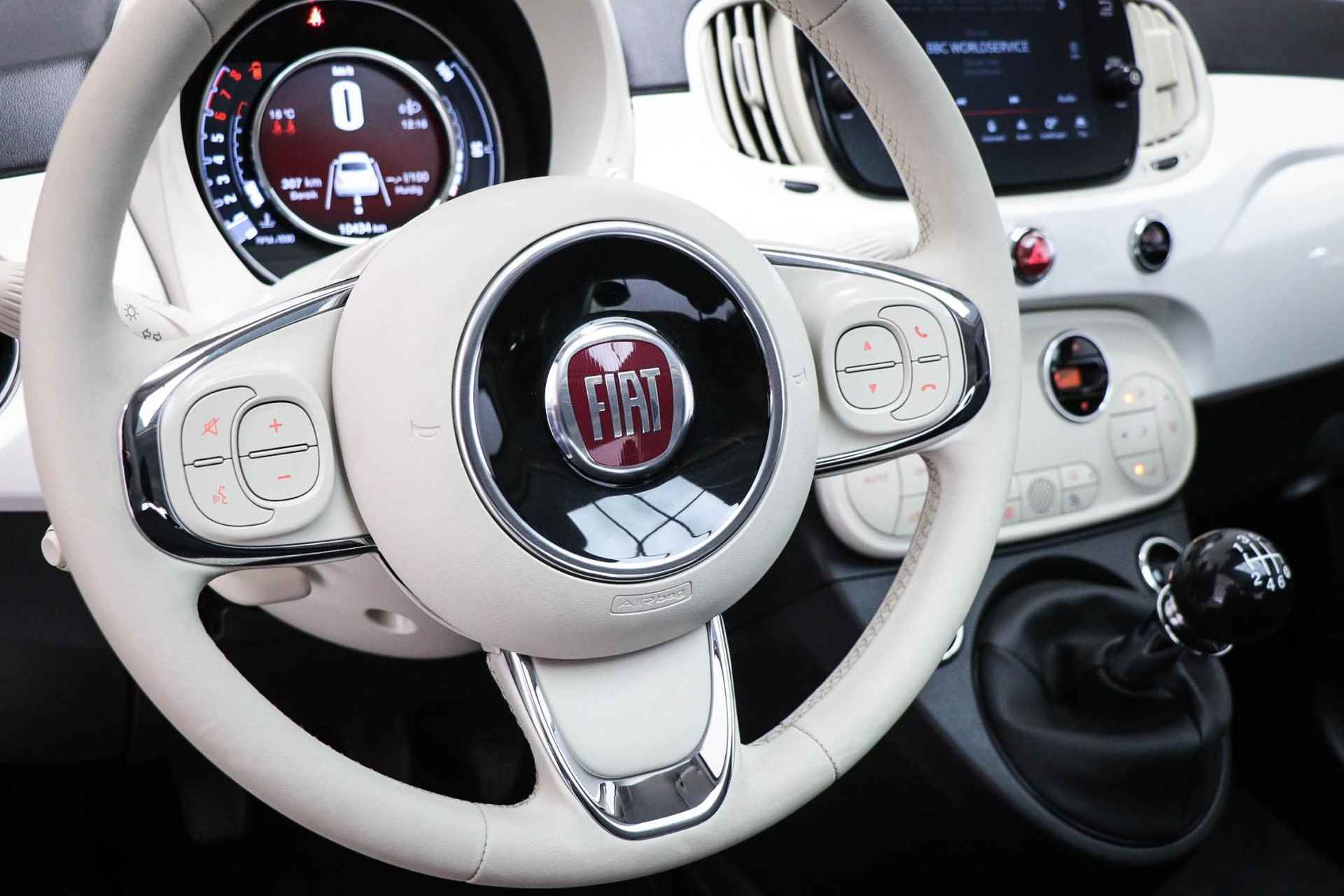 Fiat 500 1.0 Hybrid Dolcevita | PANORAMADAK | CLIMA | CRUISE | DAB - 26/46