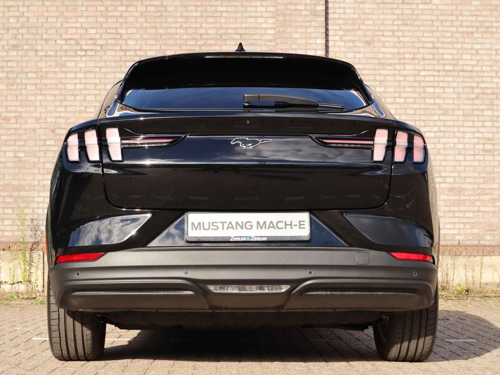 Ford Mustang Mach-E 72,6kWh Standard RWD | Panoramadak | TechnologyPack+ | Adaptive cruisecontrol | Climate control | leren bekleding | El. voorstoelen + memory | B&O Audio | 360Camera | 19" Lichtmetaal | El. Achterklep | - 10/55