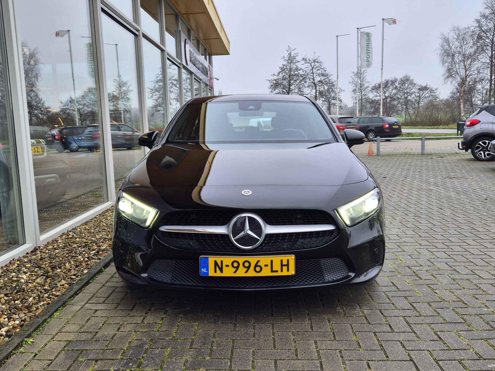 Mercedes-Benz A-Klasse 180 Business Solution | Navigatie | Camera | Clima - 8/32