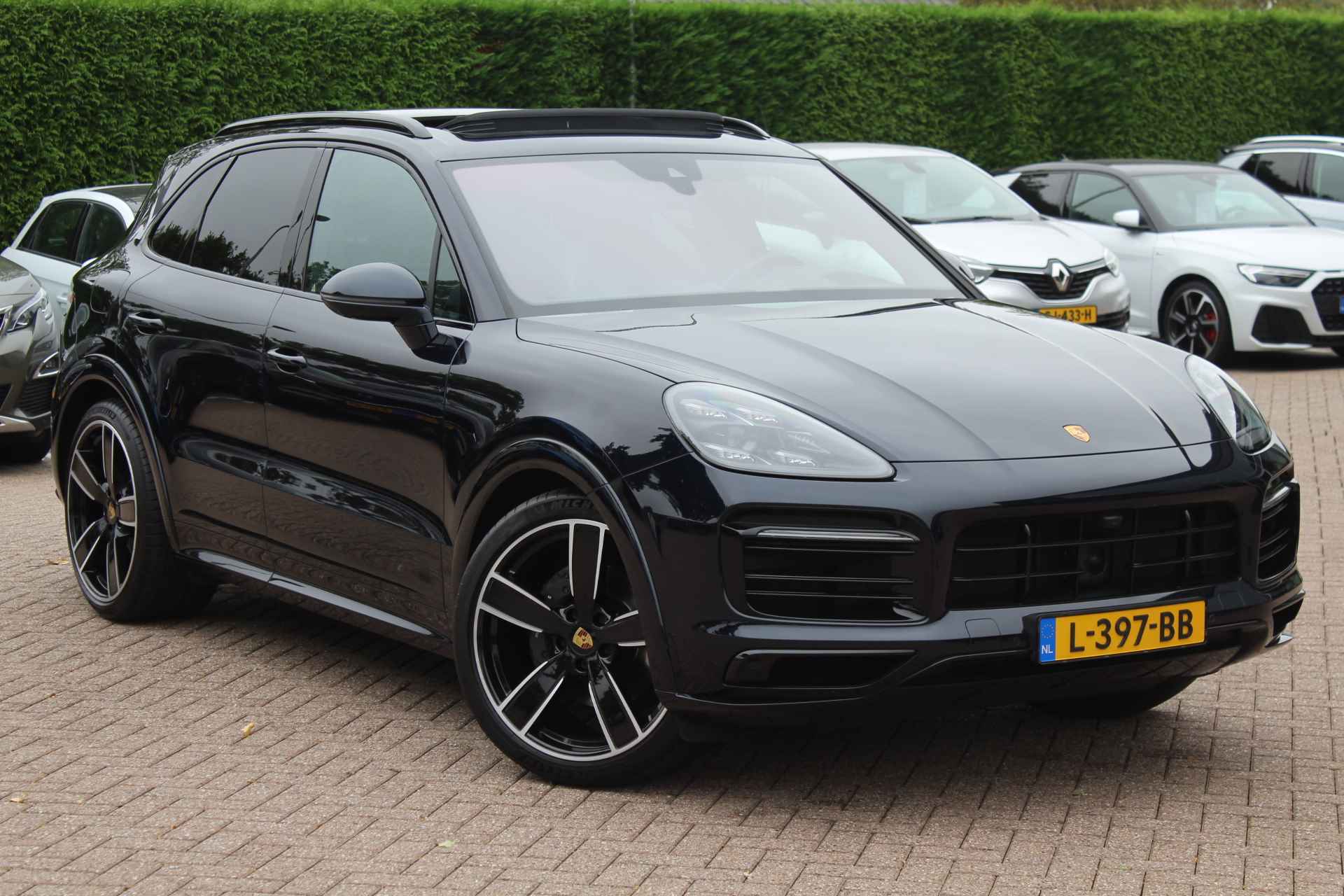 Porsche Cayenne 3.0 E-Hybrid / Trekhaak / Panoramadak / 360Camera / Head-up / Keyless / 22'' / Luchtvering / Keyless / Bose / ACC / Stuurverwarming / Matrix LED / Softclose - 37/37