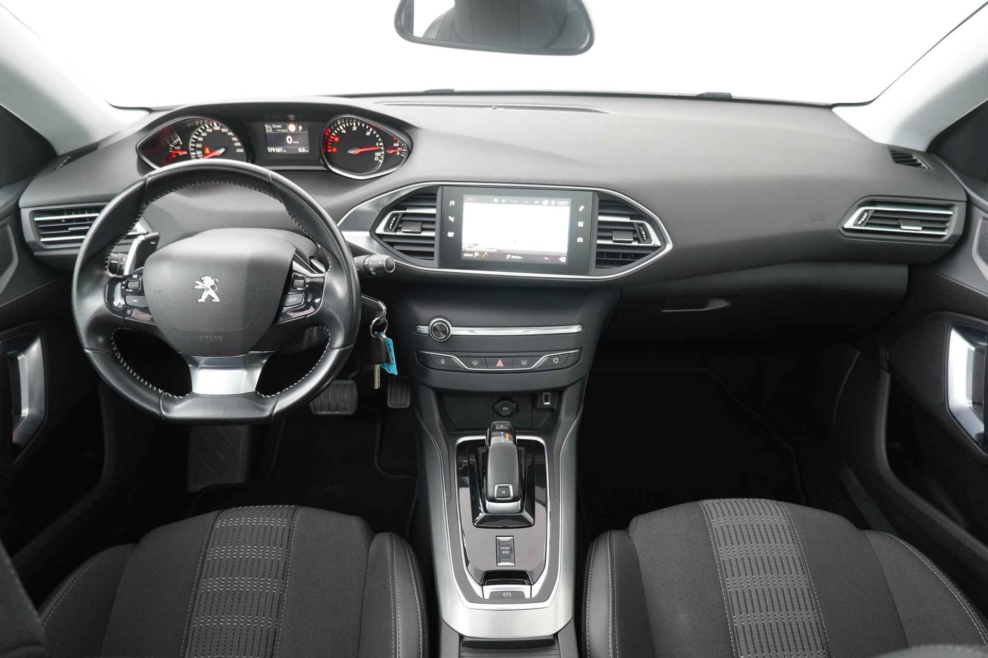 Peugeot 308 SW BWJ 2019 | 1.5 BlueHDi 131PK BL Premium automaat | PANO DAK | CLIMA | FULL LED | NAVI | PDC | CAMERA A | CARPLAY | PRIVACY GLASS | - 12/33